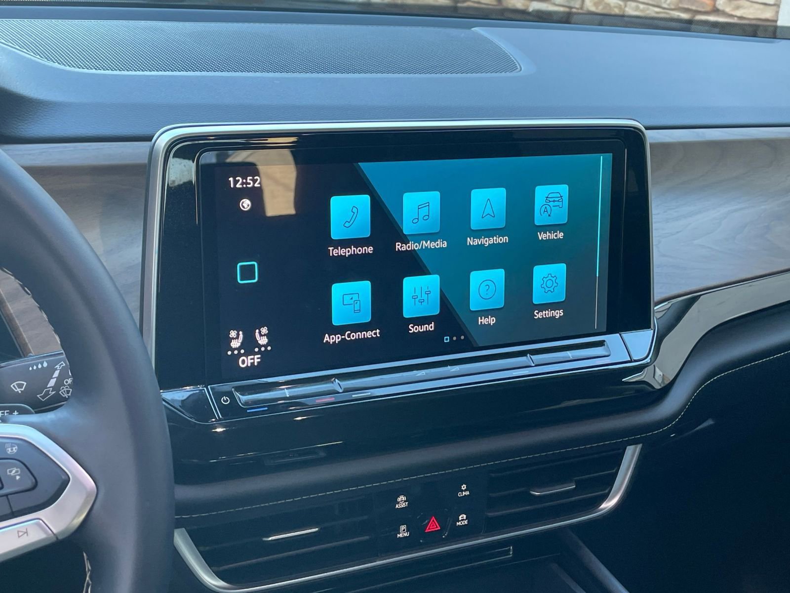 Thumbnail: 2025 Volkswagen Atlas - 21