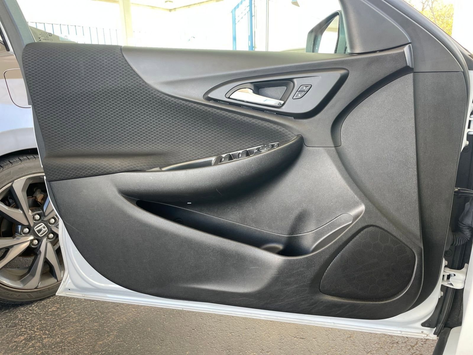 Thumbnail: 2024 Chevrolet Malibu - 20