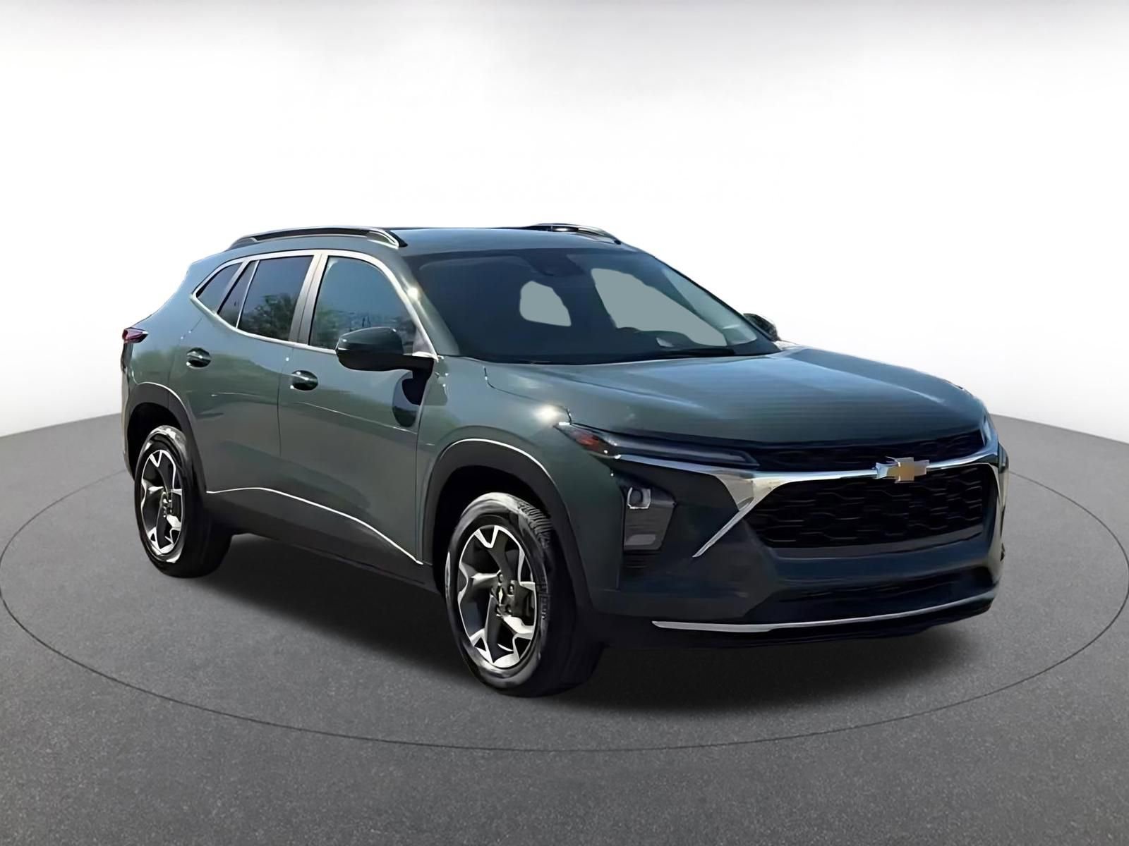 Thumbnail: 2025 Chevrolet Trax - 3