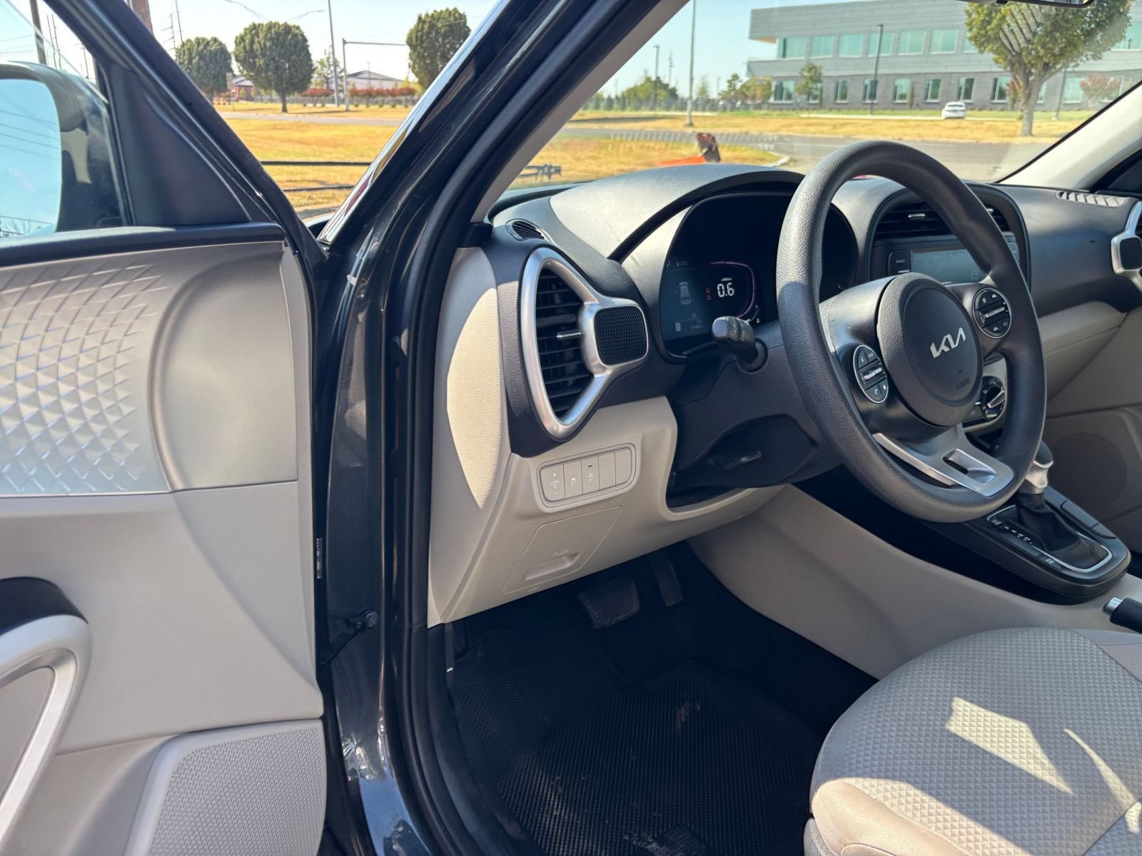 Thumbnail: 2025 Kia Soul - 27