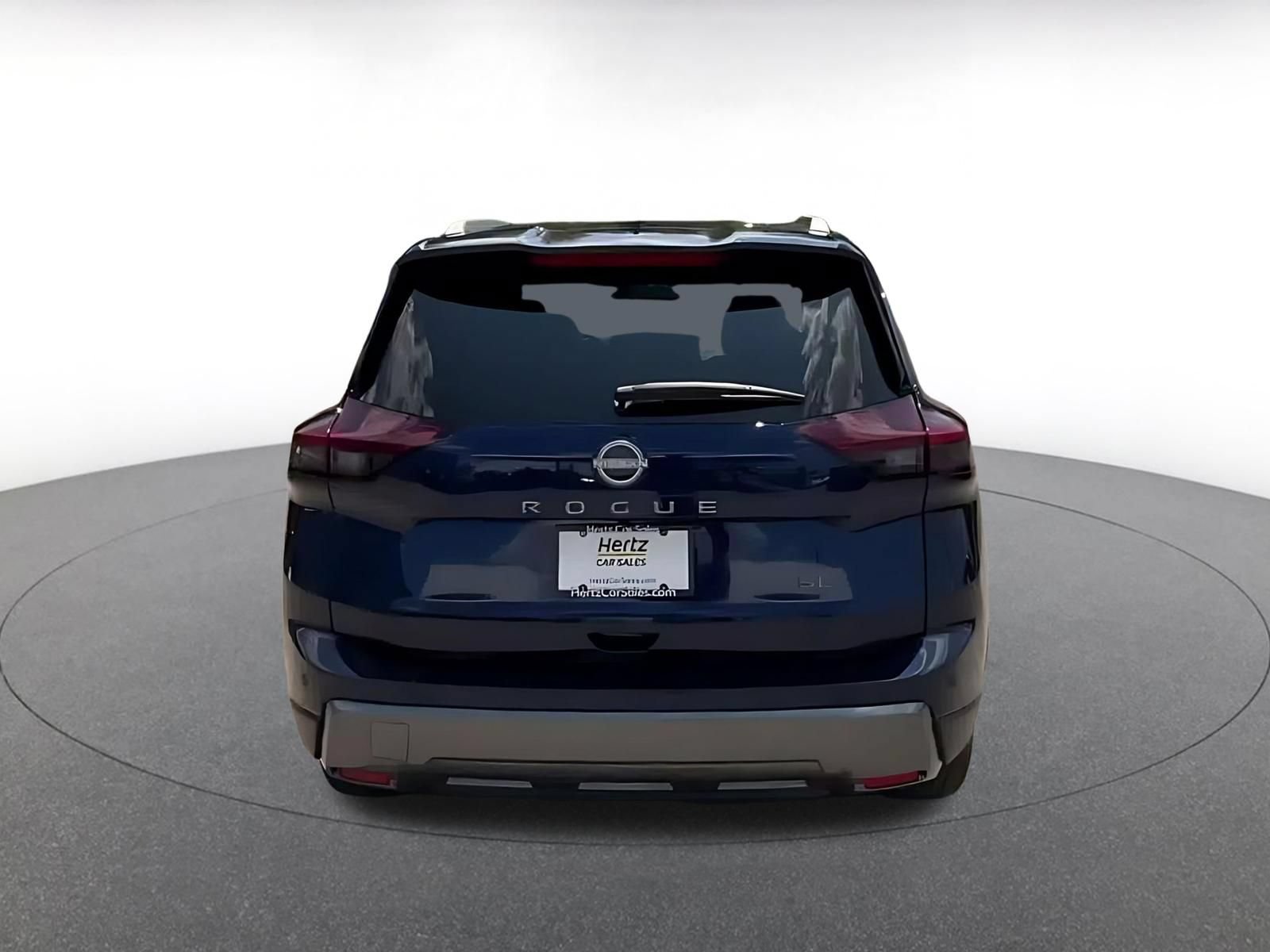 Thumbnail: 2026 Nissan Rogue - 10