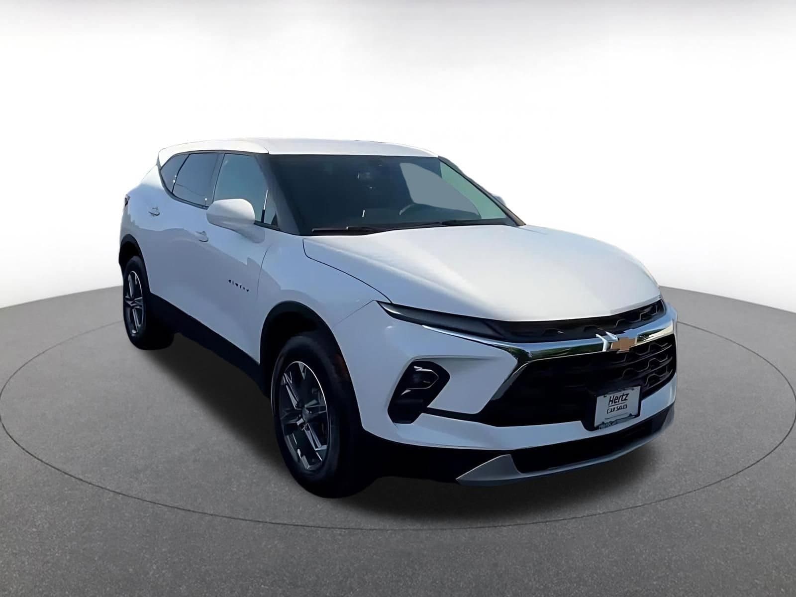 Thumbnail: 2025 Chevrolet Blazer - 3