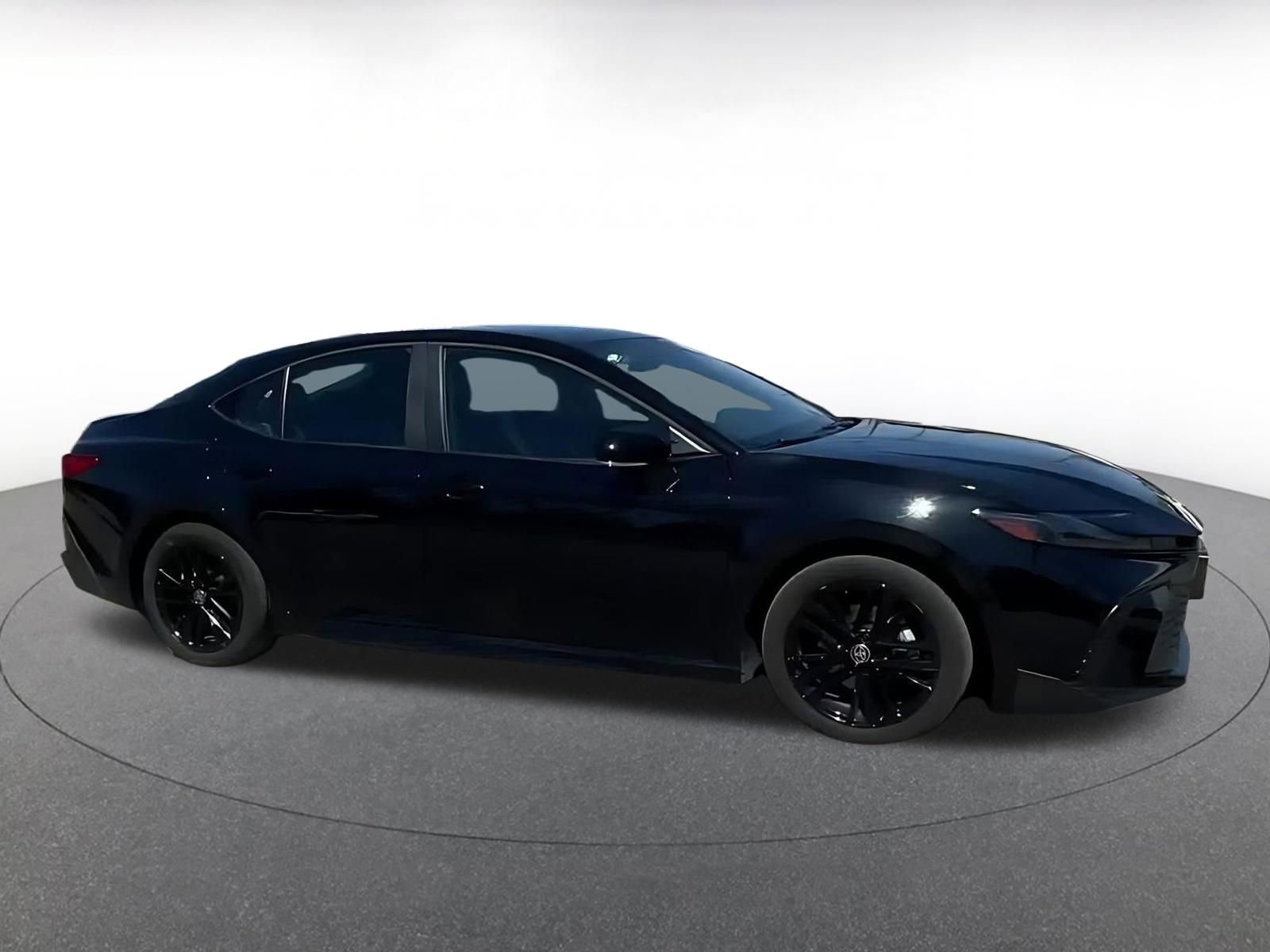 Thumbnail: 2025 Toyota Camry - 7