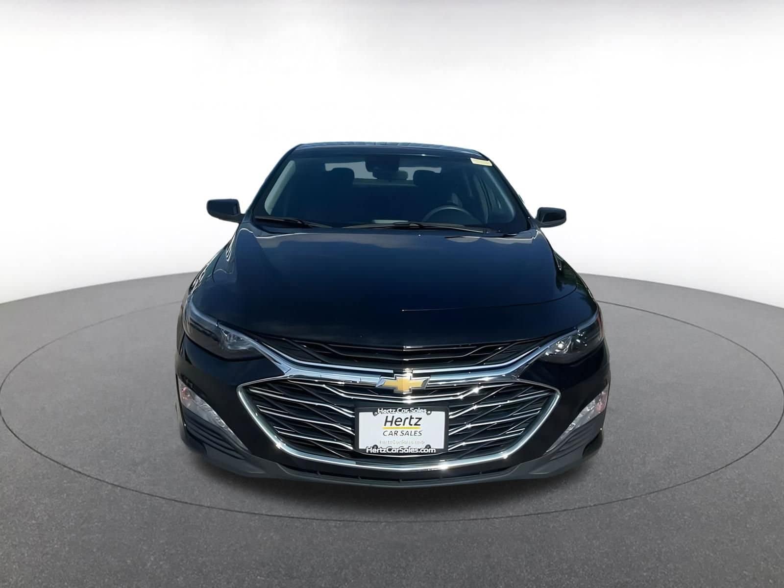 Thumbnail: 2023 Chevrolet Malibu - 4