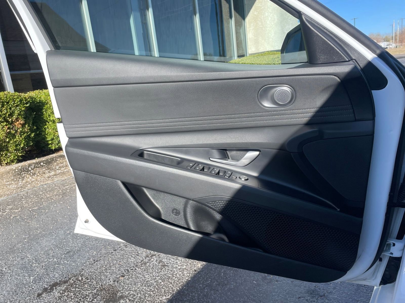 Thumbnail: 2025 Hyundai Elantra - 20