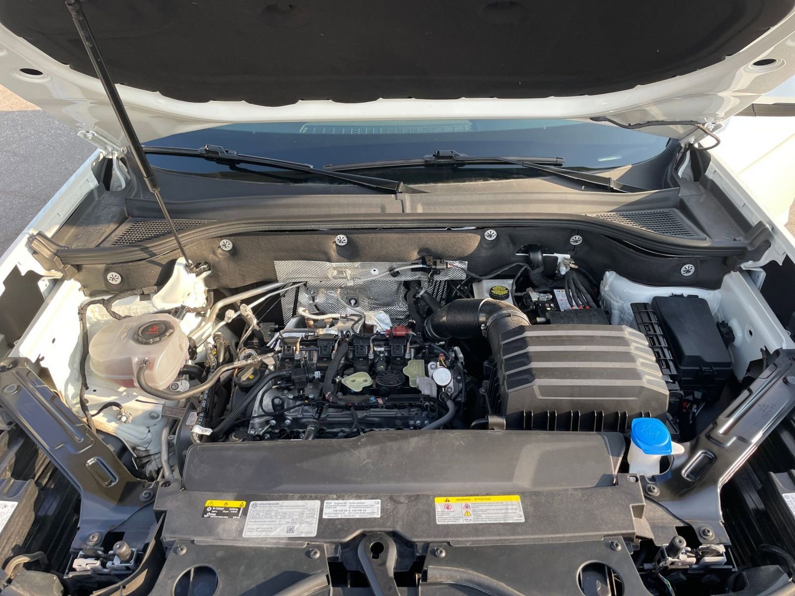 Thumbnail: 2024 Volkswagen Atlas - 32