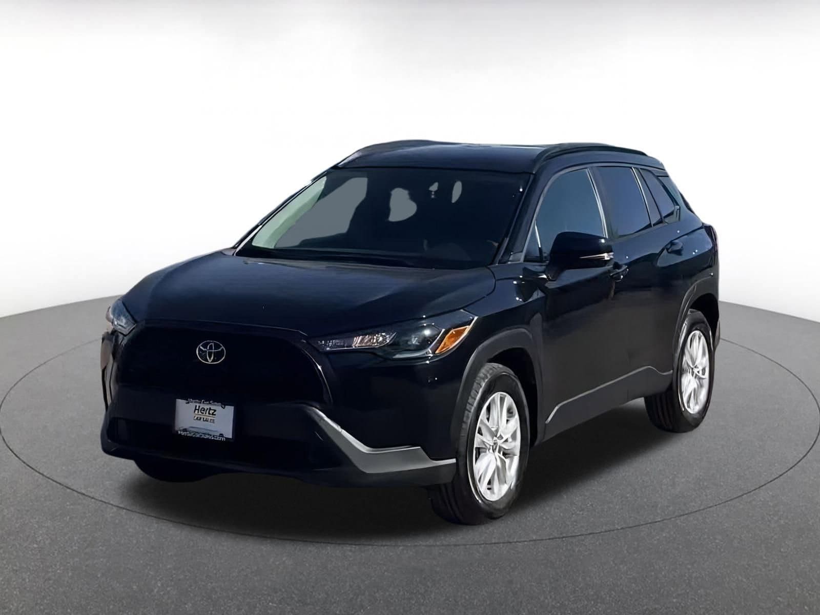 Thumbnail: 2025 Toyota Corolla Cross - 4