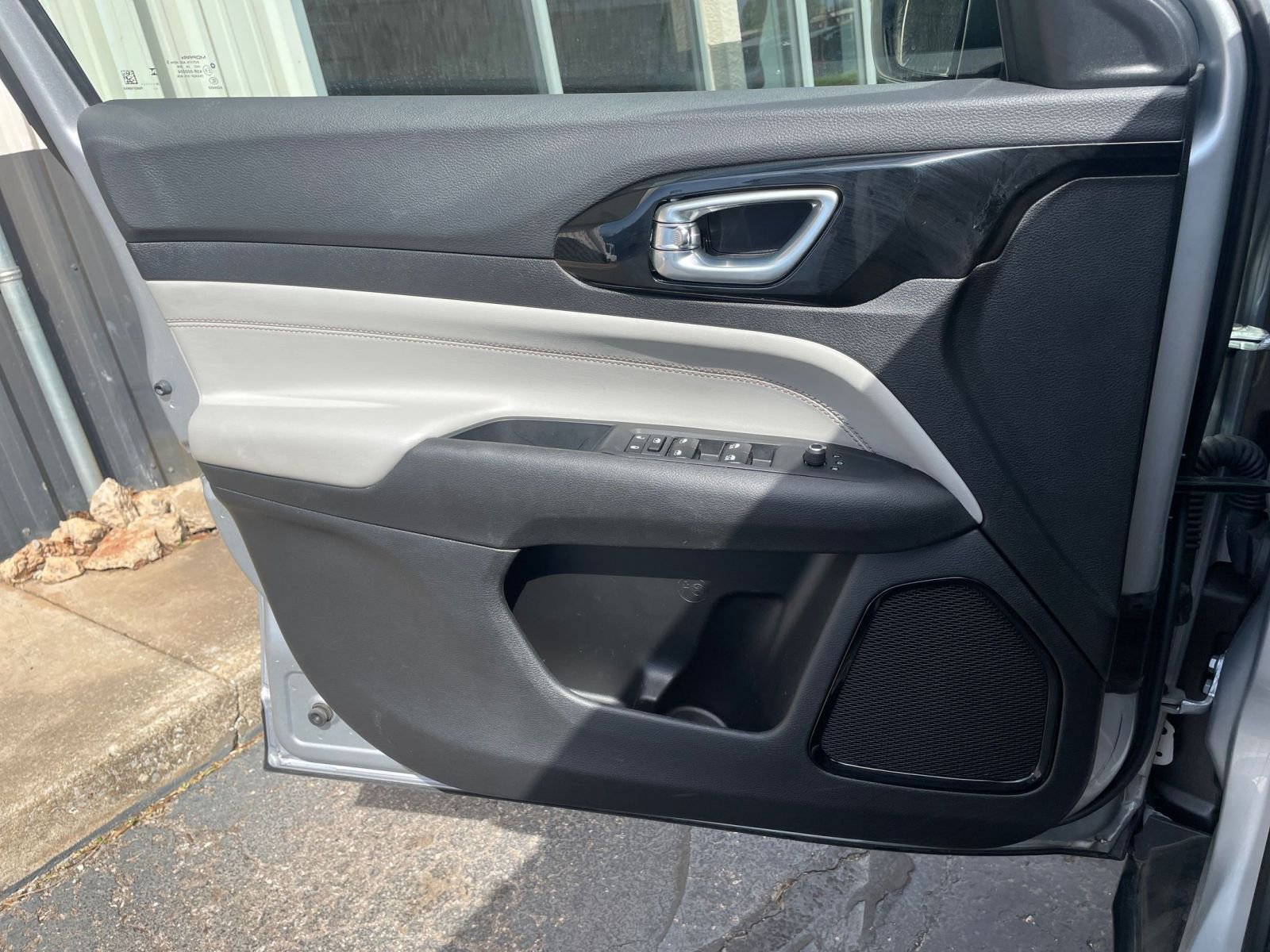 Thumbnail: 2025 Jeep Compass - 18