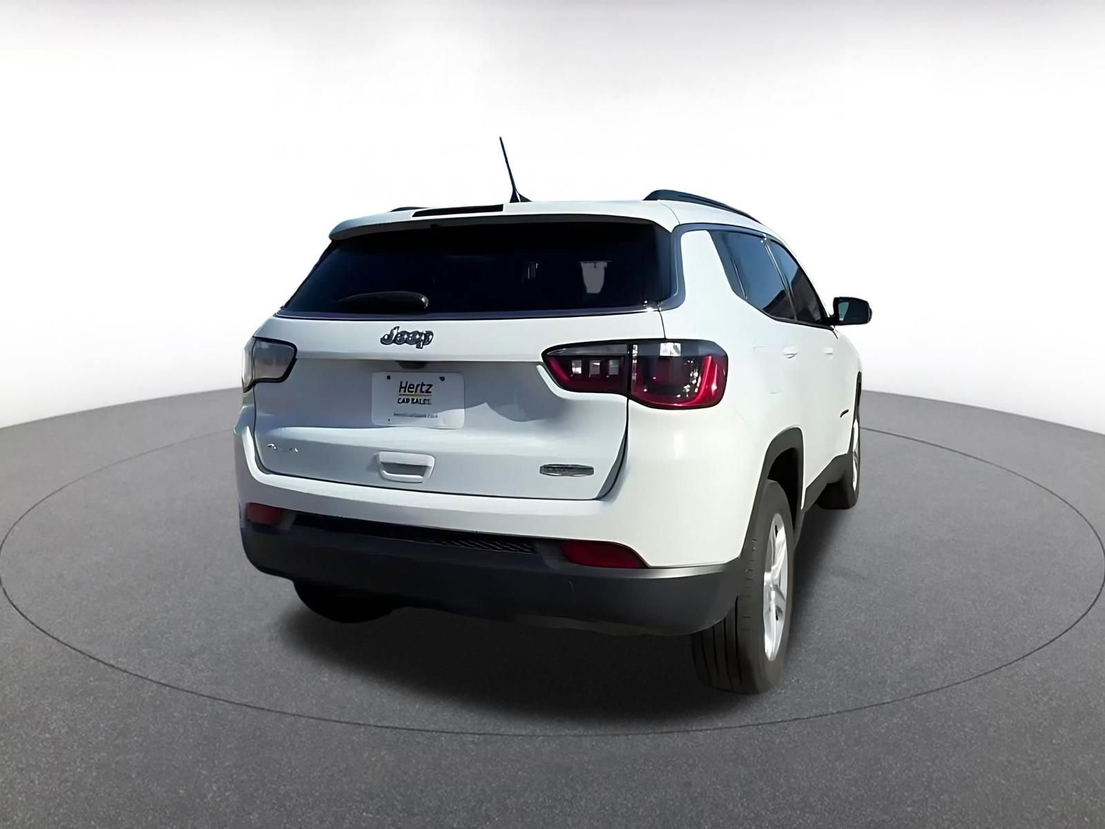 Thumbnail: 2023 Jeep Compass - 15