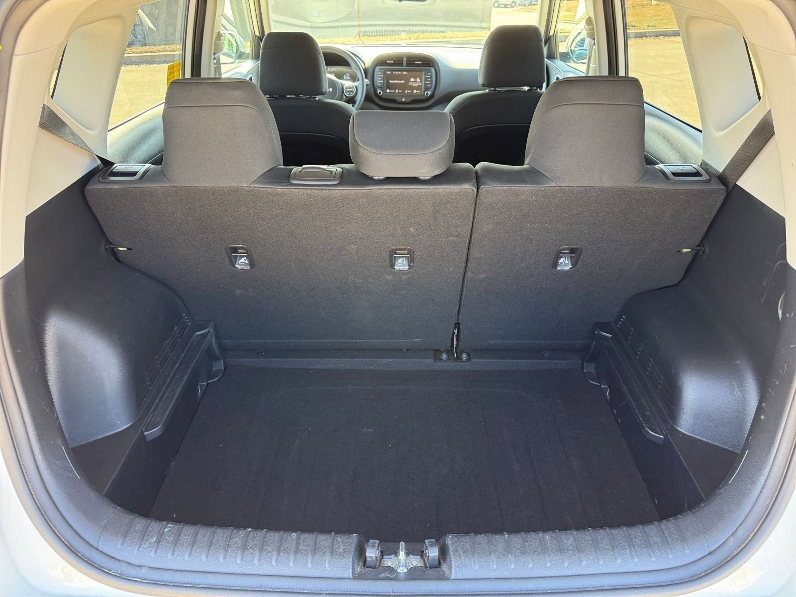 Thumbnail: 2025 Kia Soul - 31