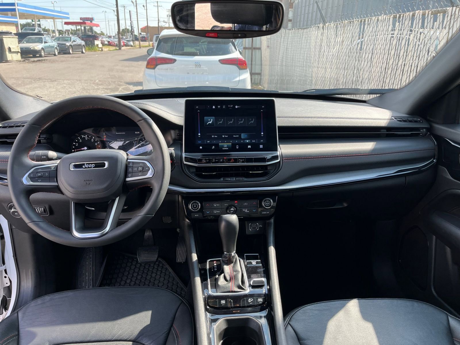 Thumbnail: 2025 Jeep Compass - 32