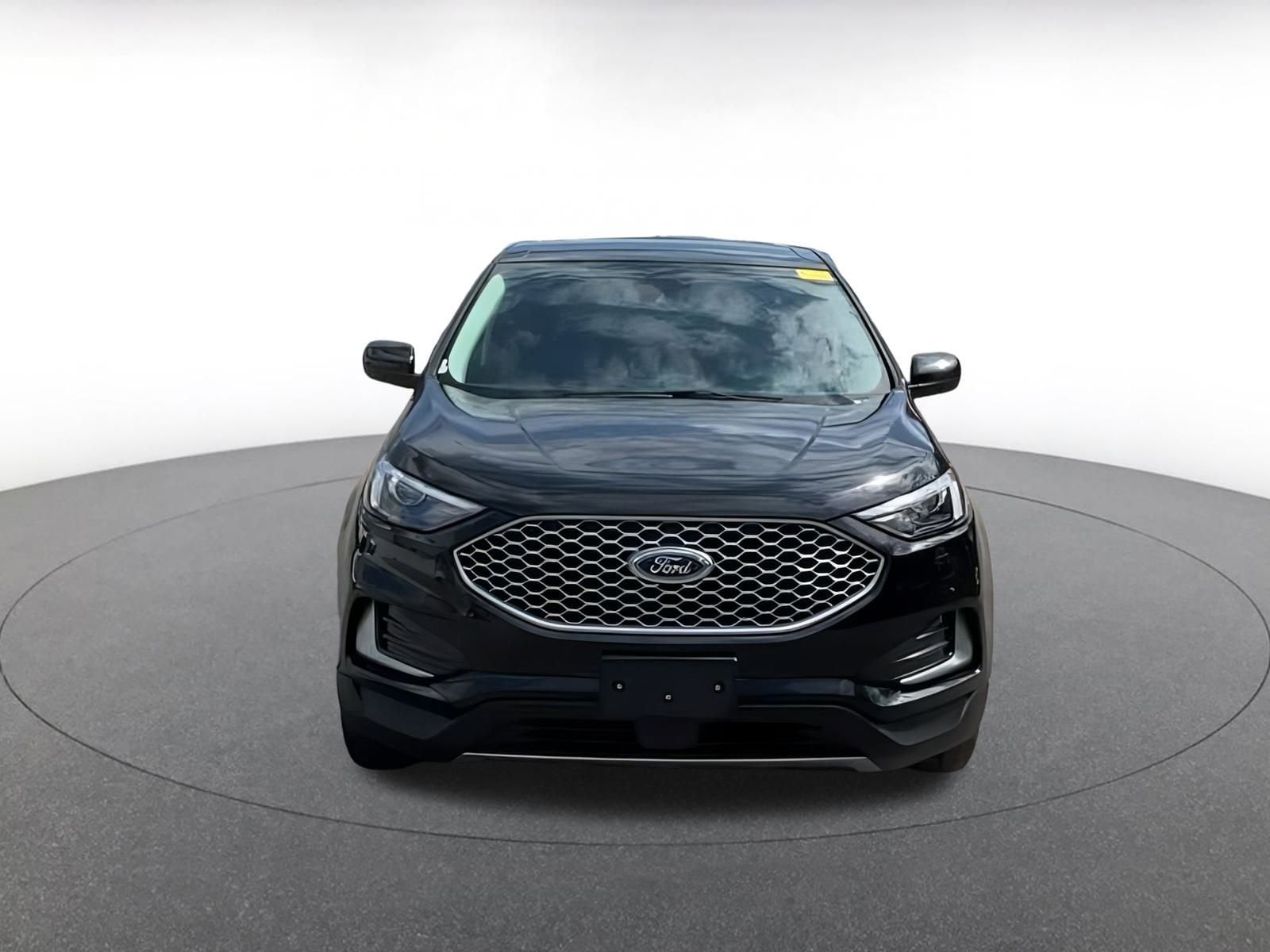 Thumbnail: 2024 Ford Edge - 4