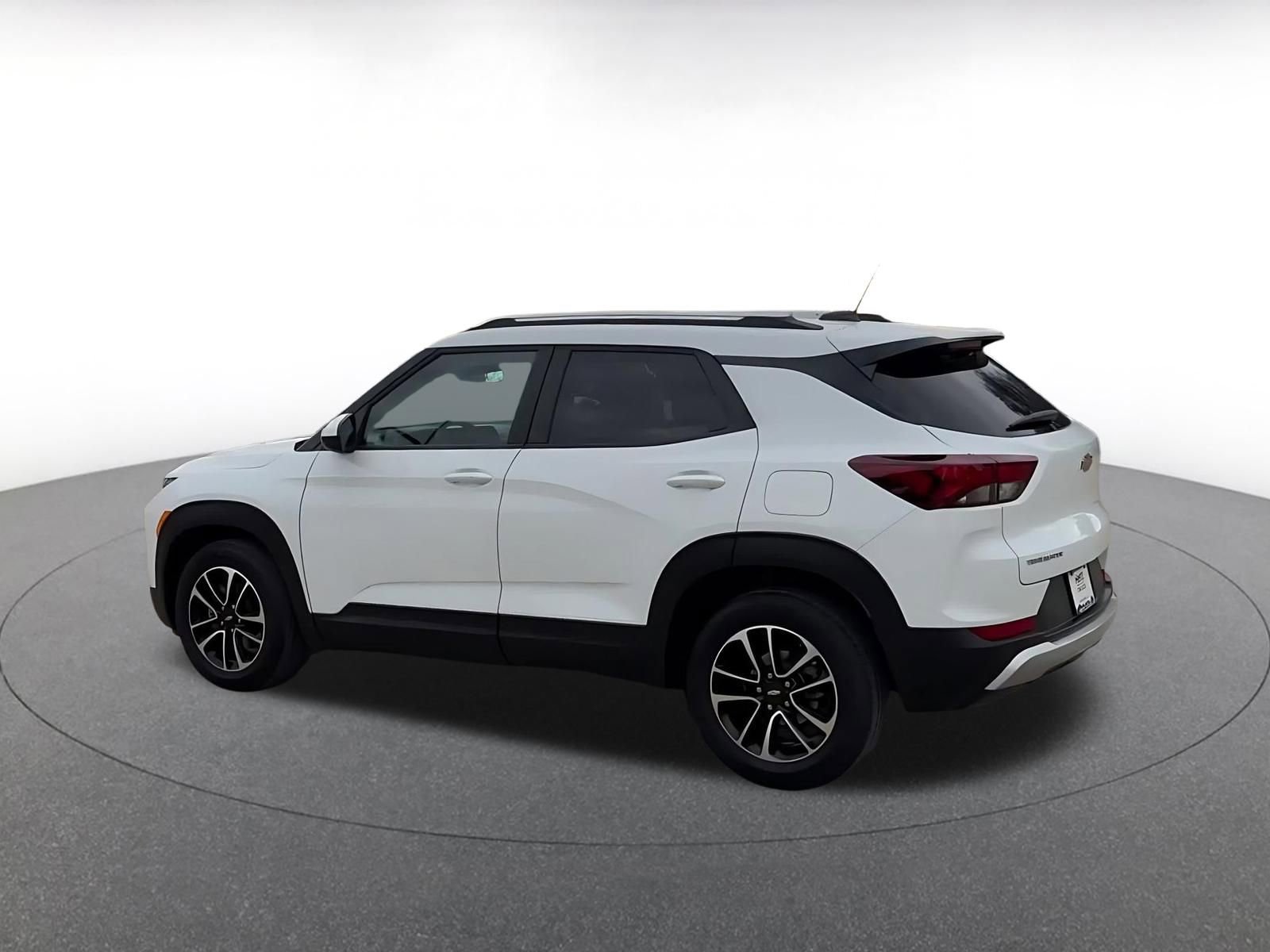 Thumbnail: 2025 Chevrolet TrailBlazer - 10