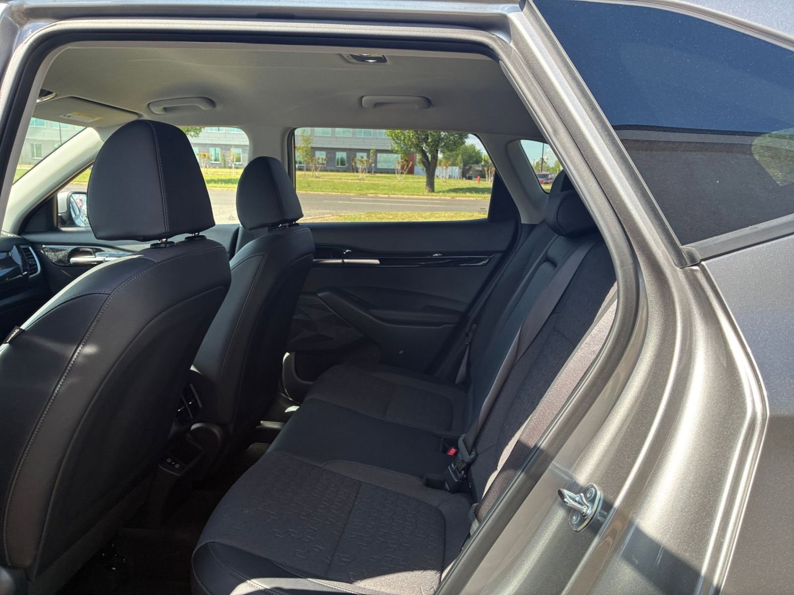 Thumbnail: 2025 Kia Seltos - 27