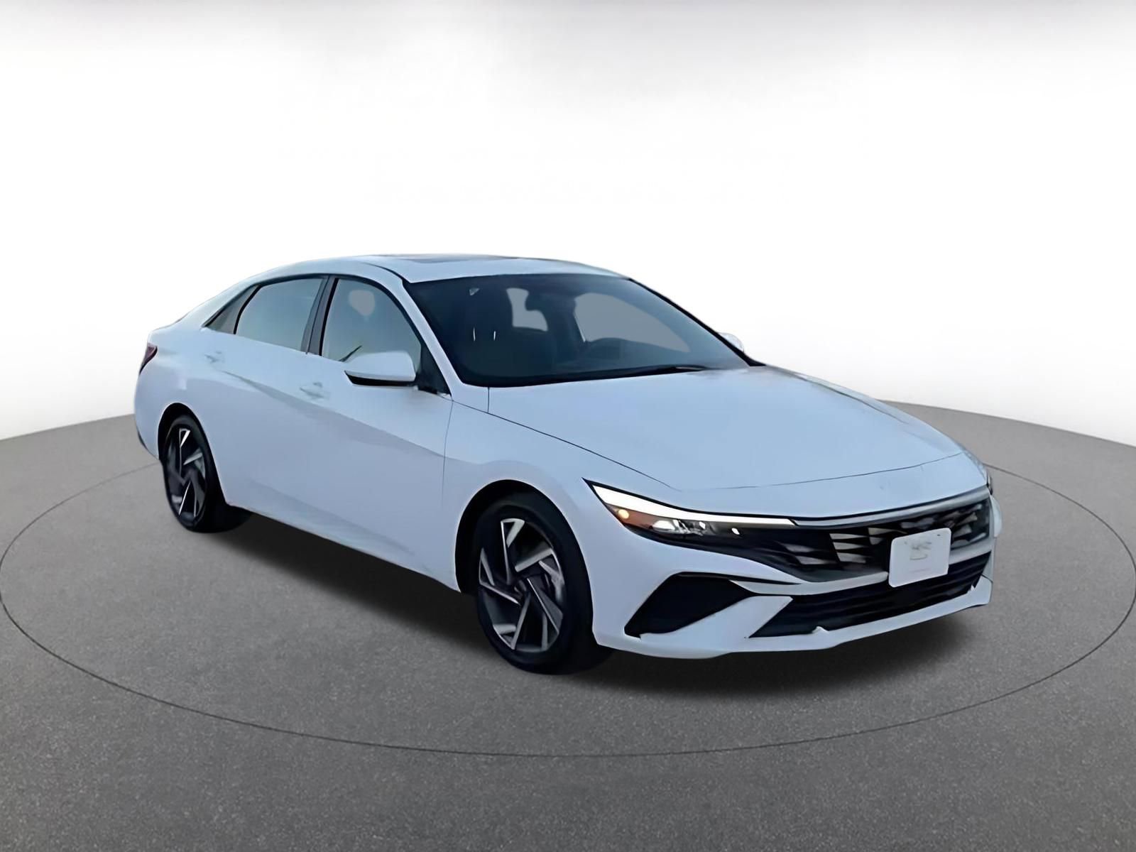 Thumbnail: 2025 Hyundai Elantra - 3