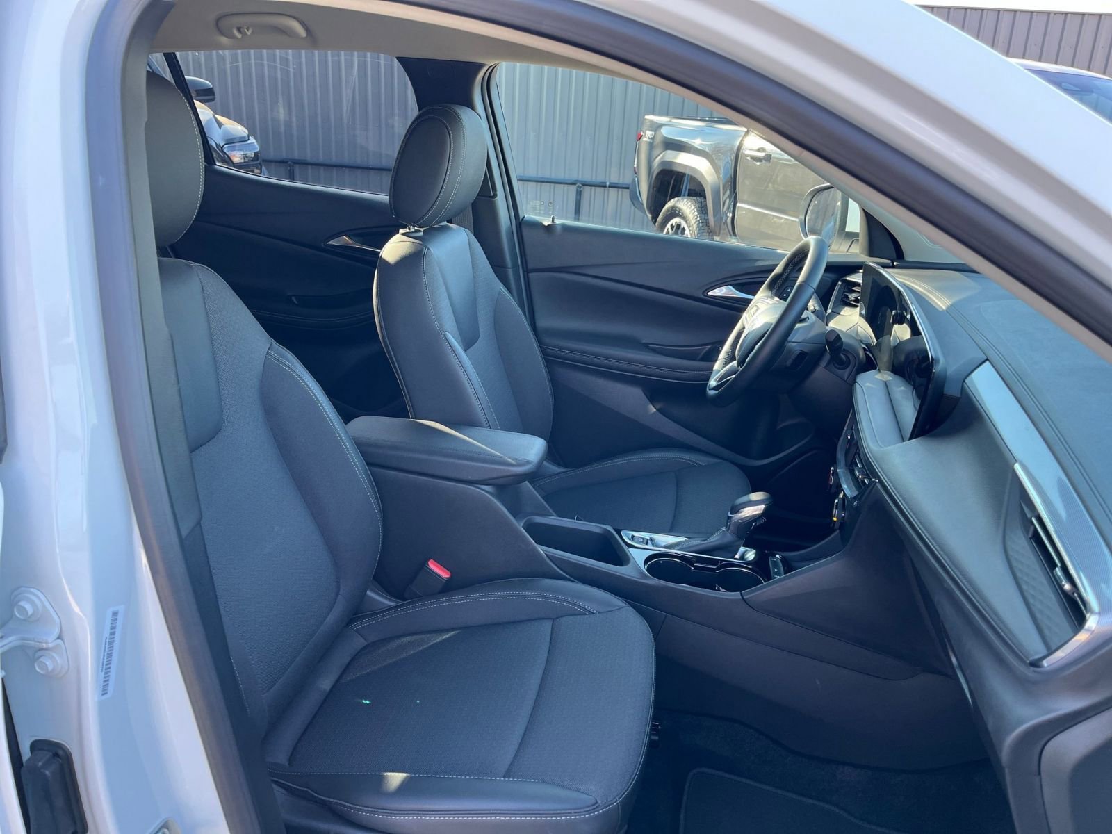 Thumbnail: 2025 Buick Encore GX - 35