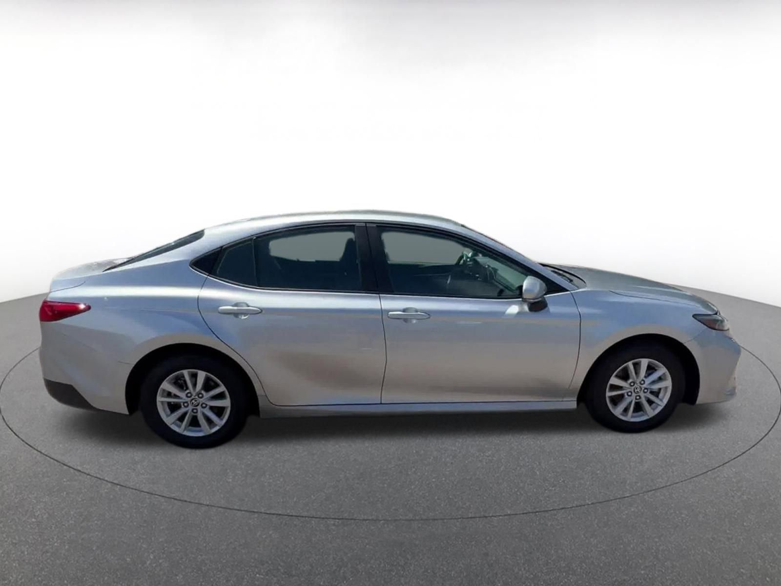 Thumbnail: 2025 Toyota Camry - 16