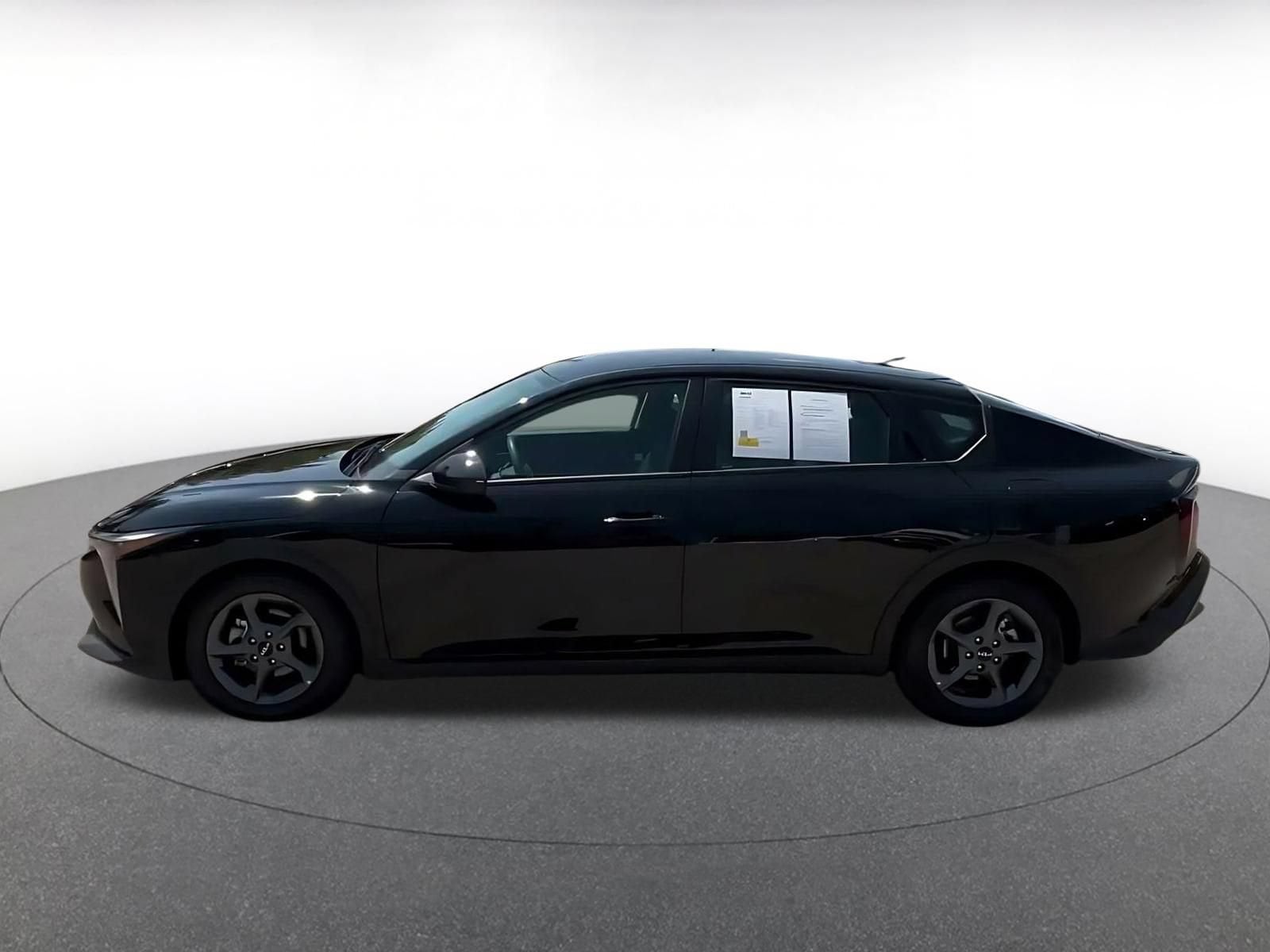 Thumbnail: 2026 Kia K4 - 9