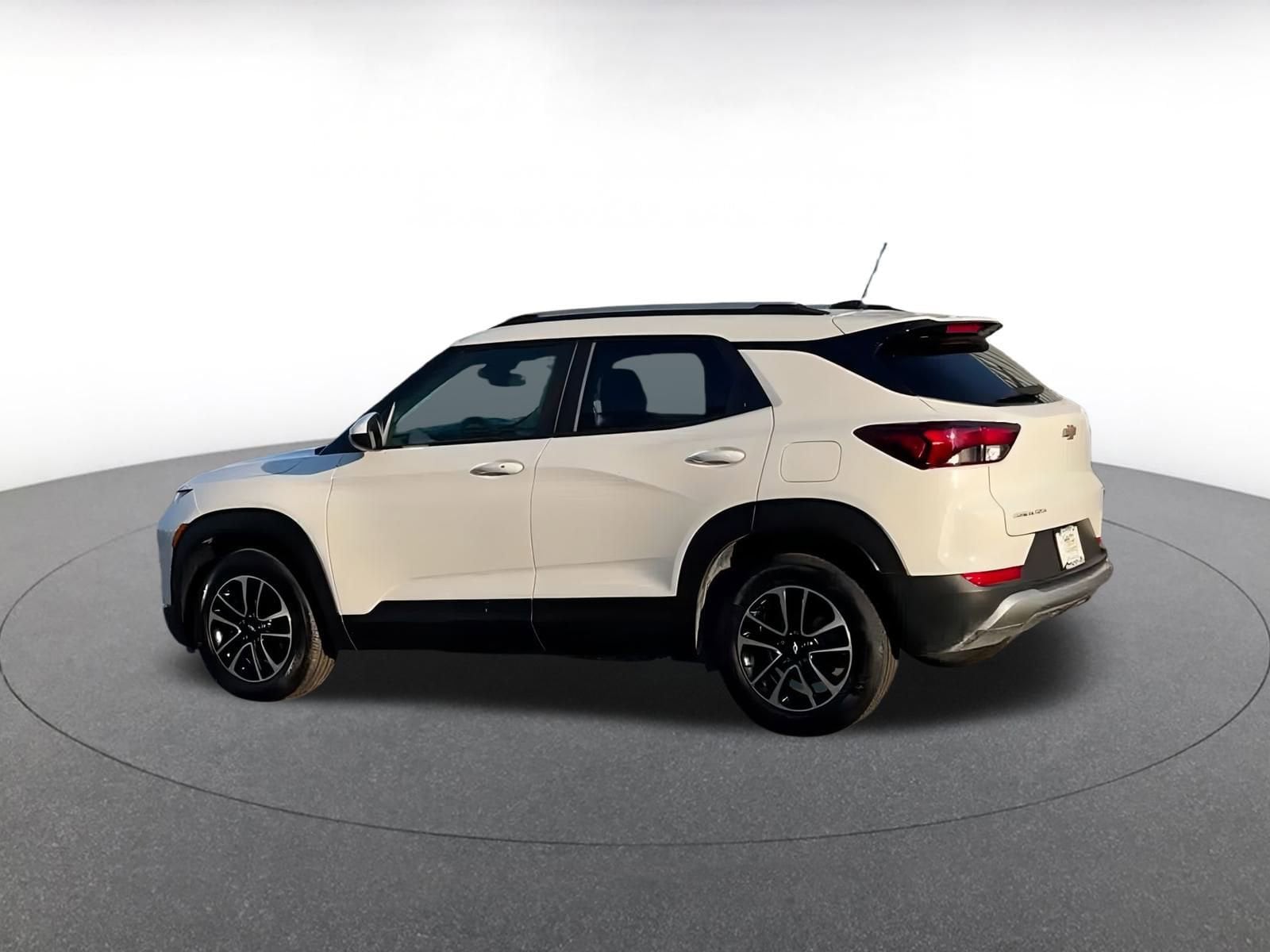 Thumbnail: 2025 Chevrolet TrailBlazer - 9