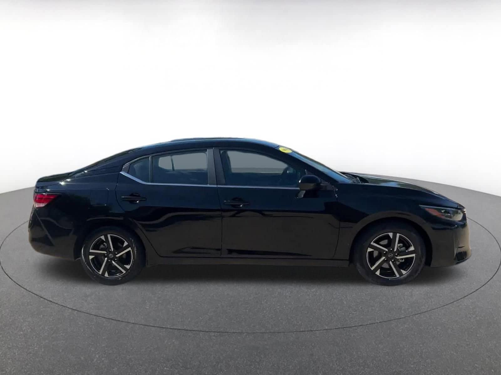 2024 Nissan Sentra SV 16