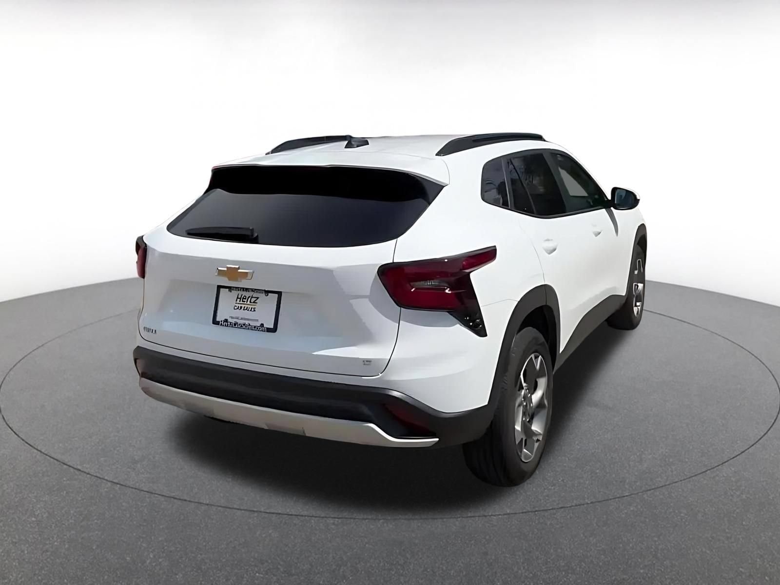 Thumbnail: 2025 Chevrolet Trax - 14