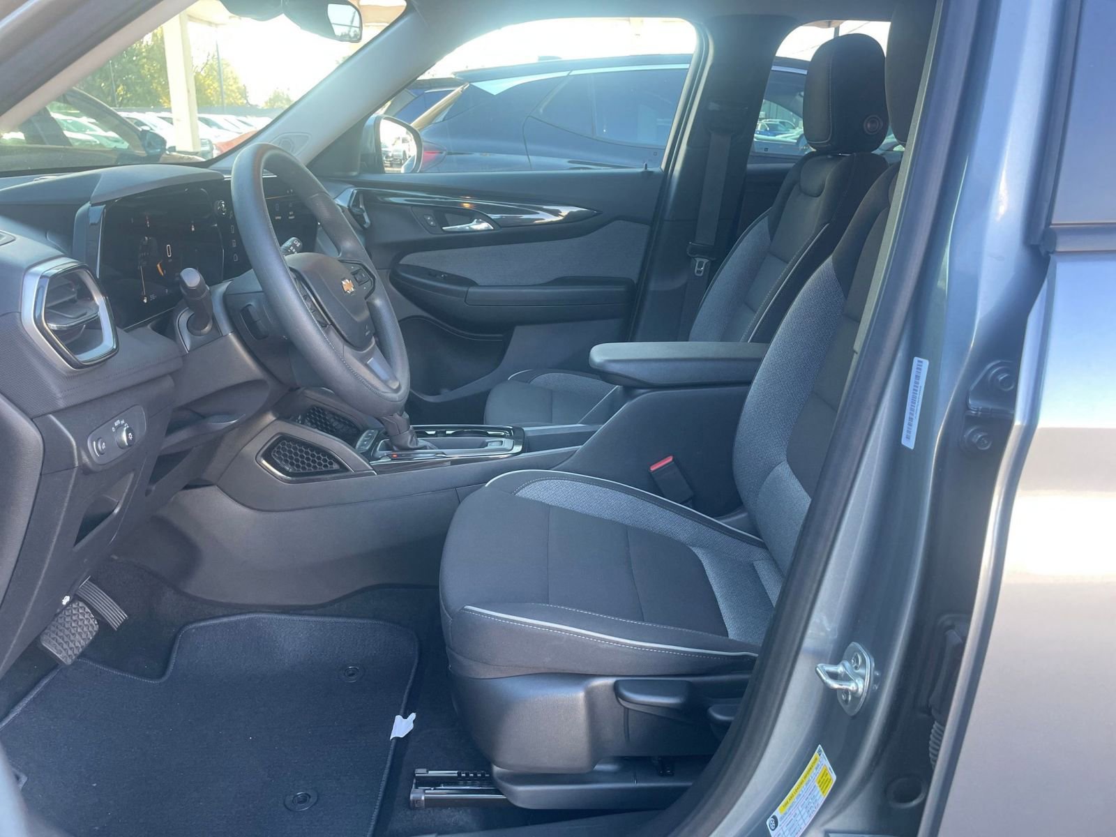 Thumbnail: 2025 Chevrolet TrailBlazer - 24