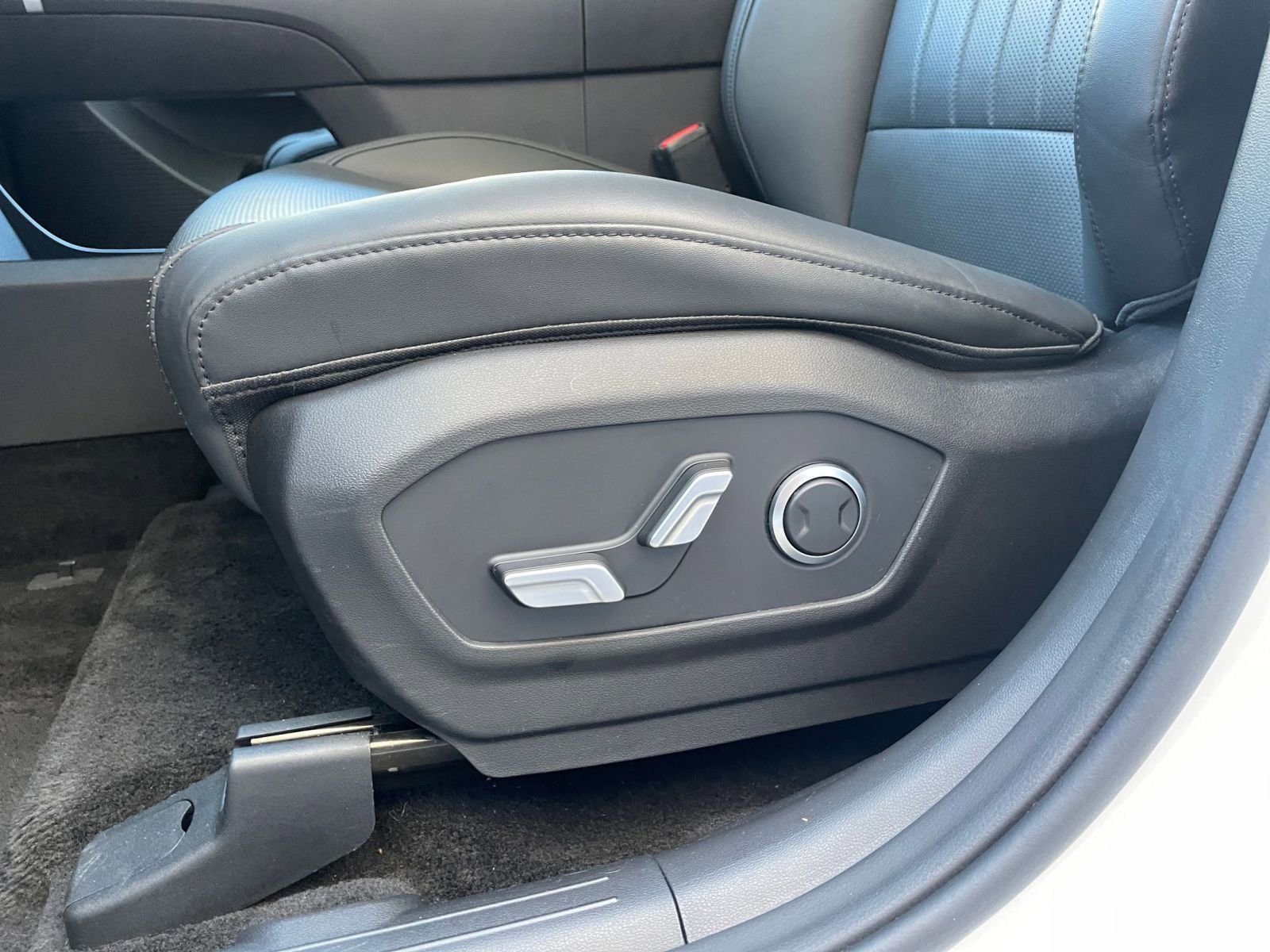 Thumbnail: 2025 Hyundai Santa Fe - 23