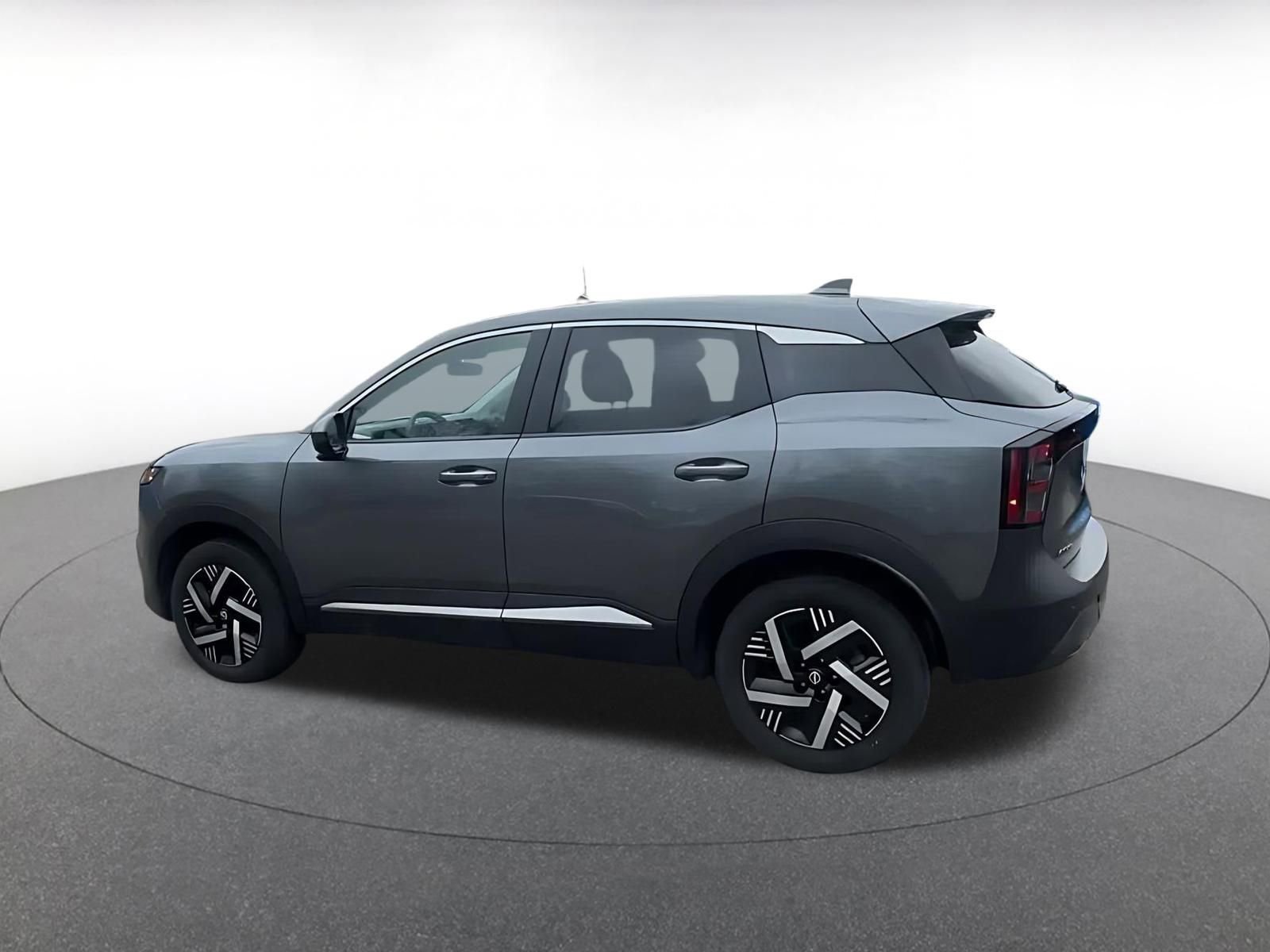 Thumbnail: 2025 Nissan Kicks - 10