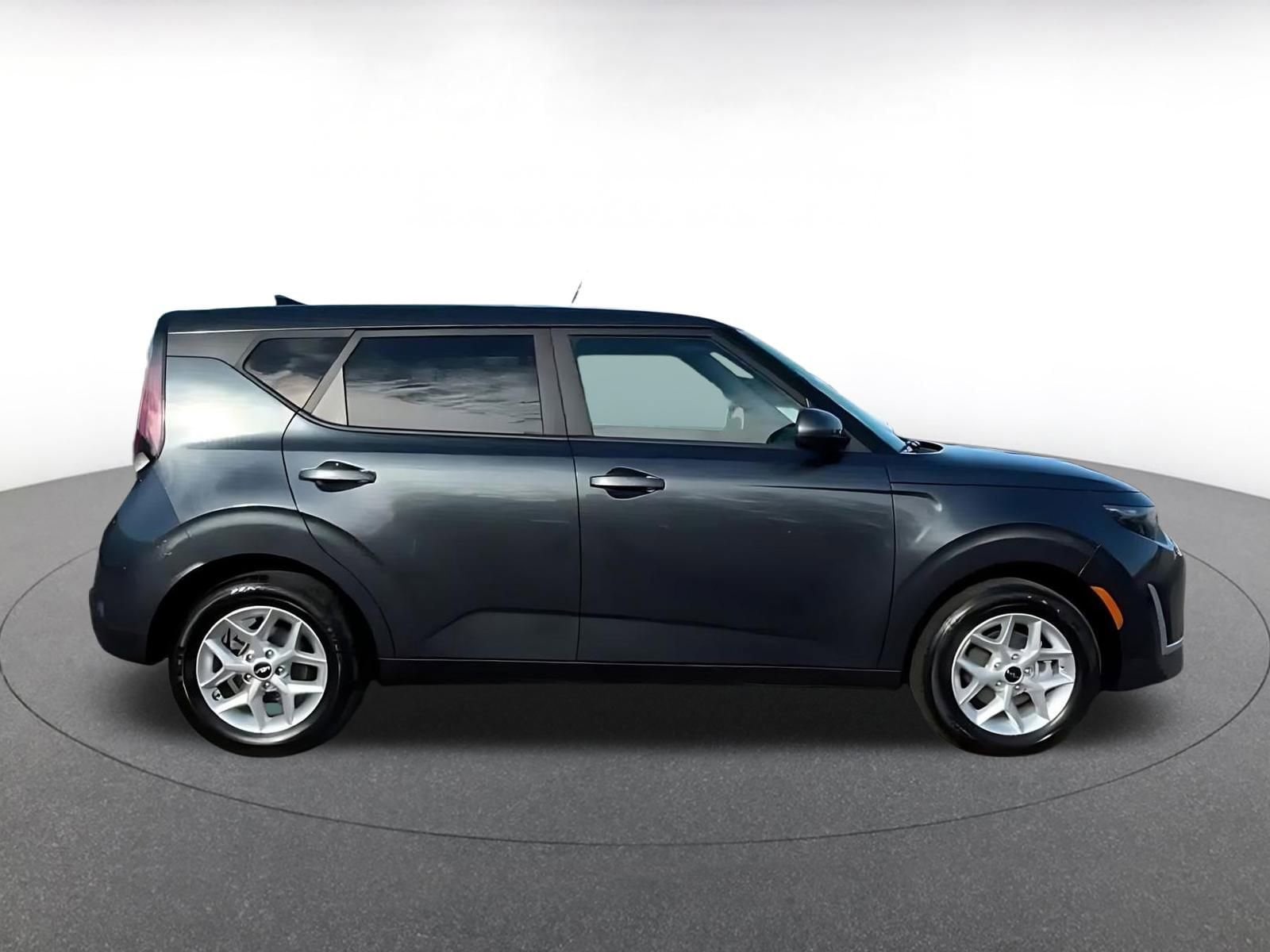 Thumbnail: 2025 Kia Soul - 16