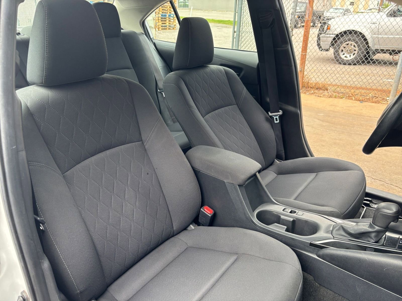 Thumbnail: 2023 Toyota Corolla - 34