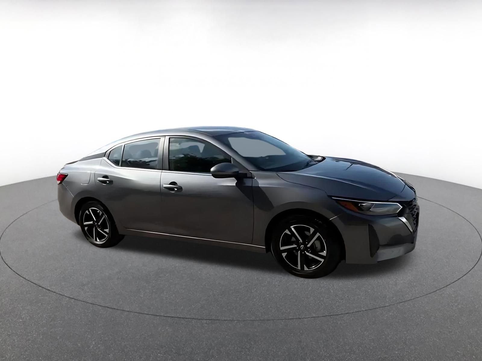 Thumbnail: 2025 Nissan Sentra - 2