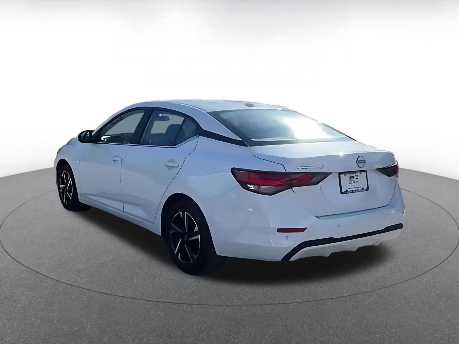 Thumbnail: 2025 Nissan Sentra - 9