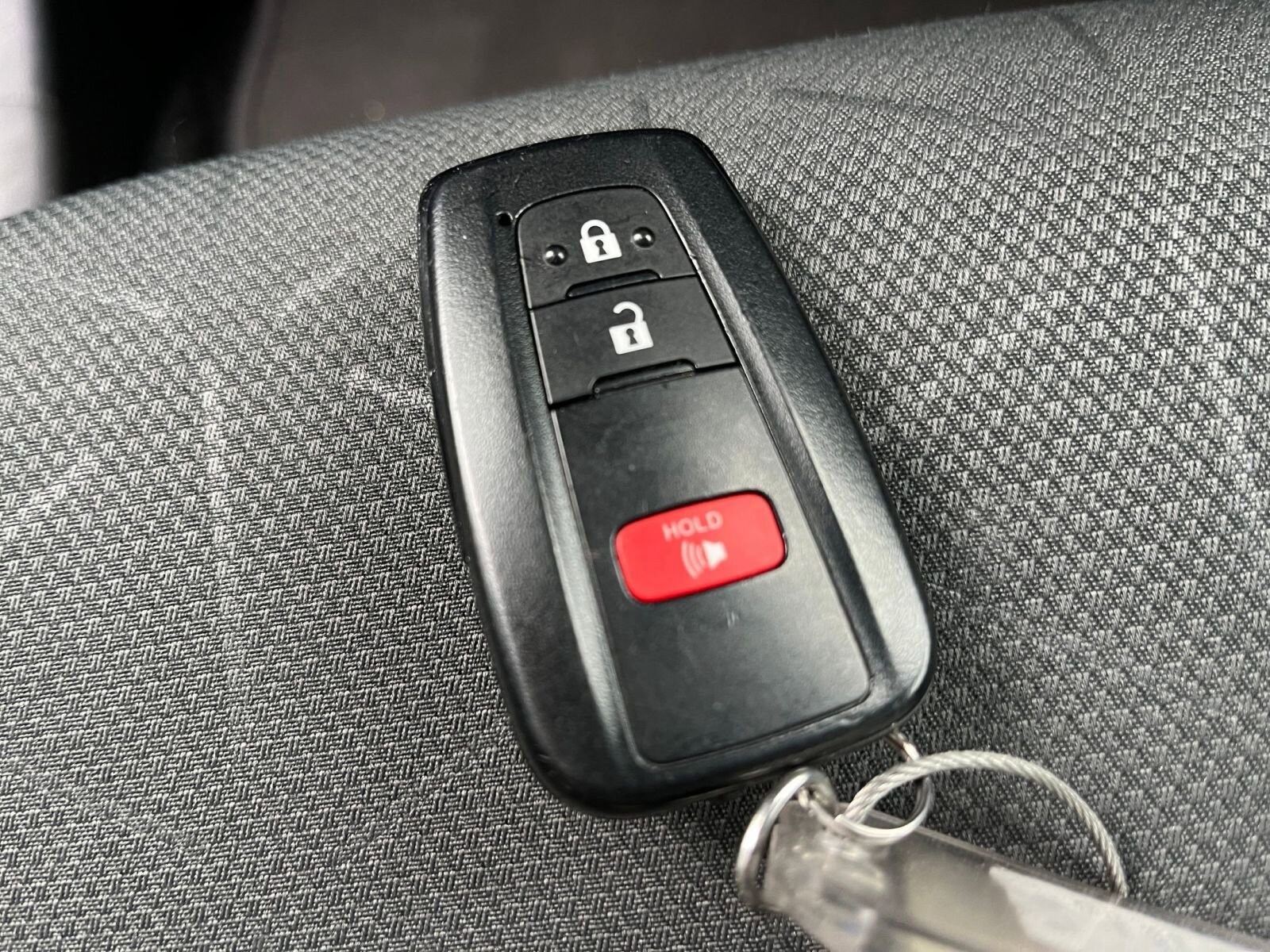 Thumbnail: 2025 Toyota RAV4 - 22