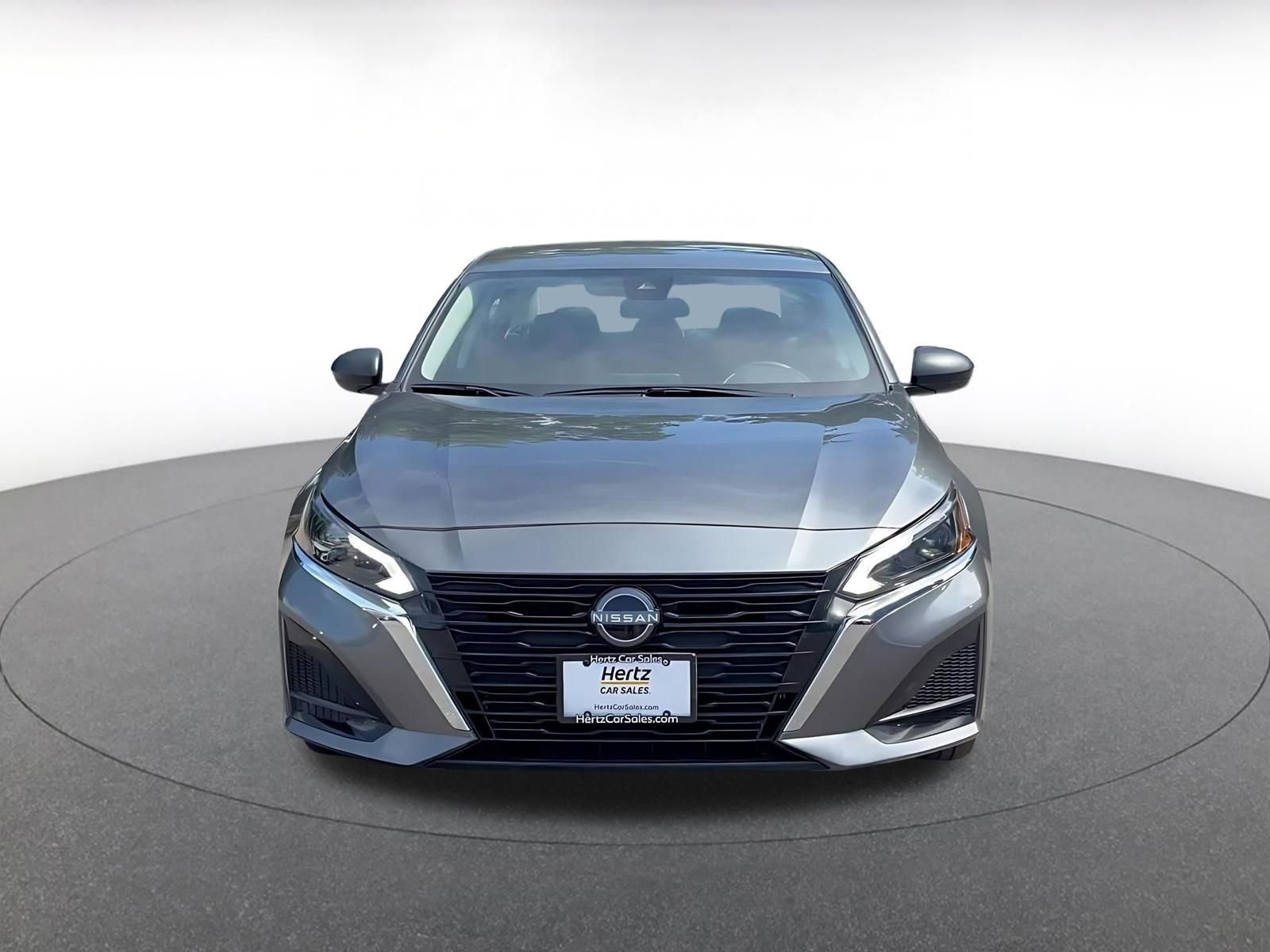 Thumbnail: 2025 Nissan Altima - 4