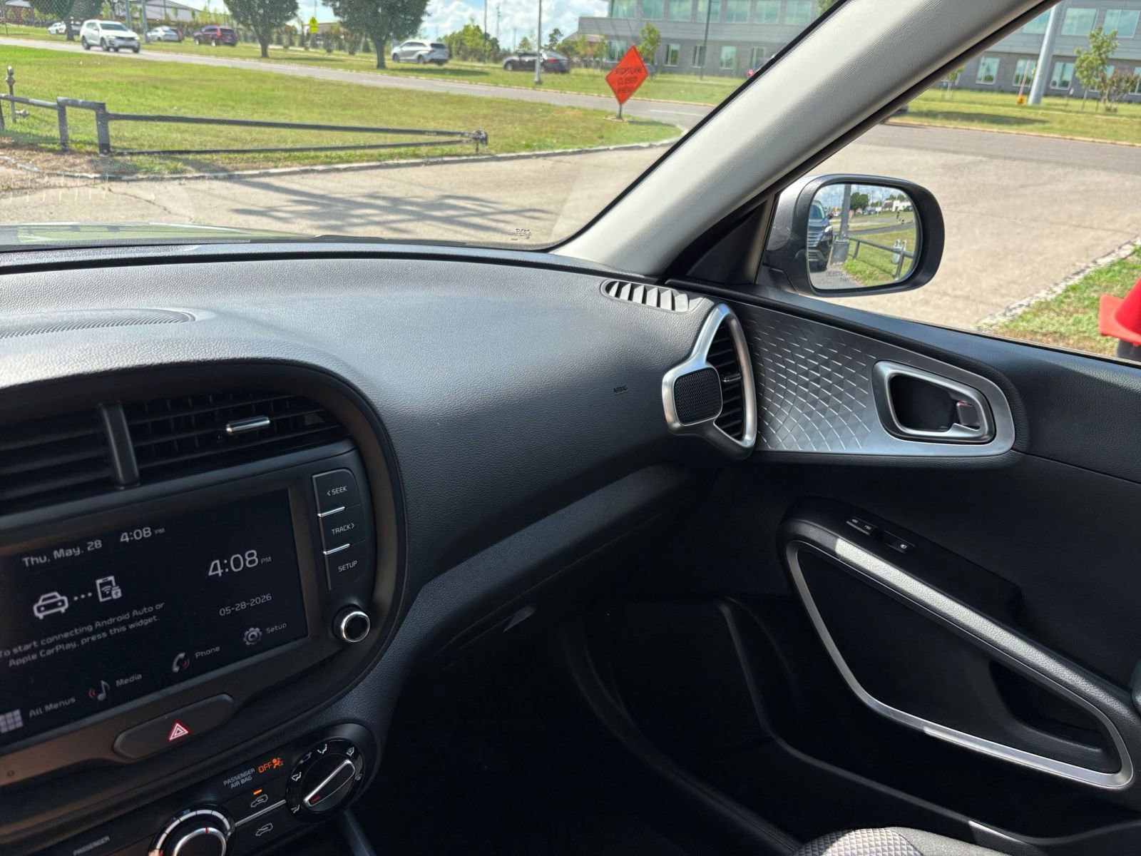 Thumbnail: 2025 Kia Soul - 33