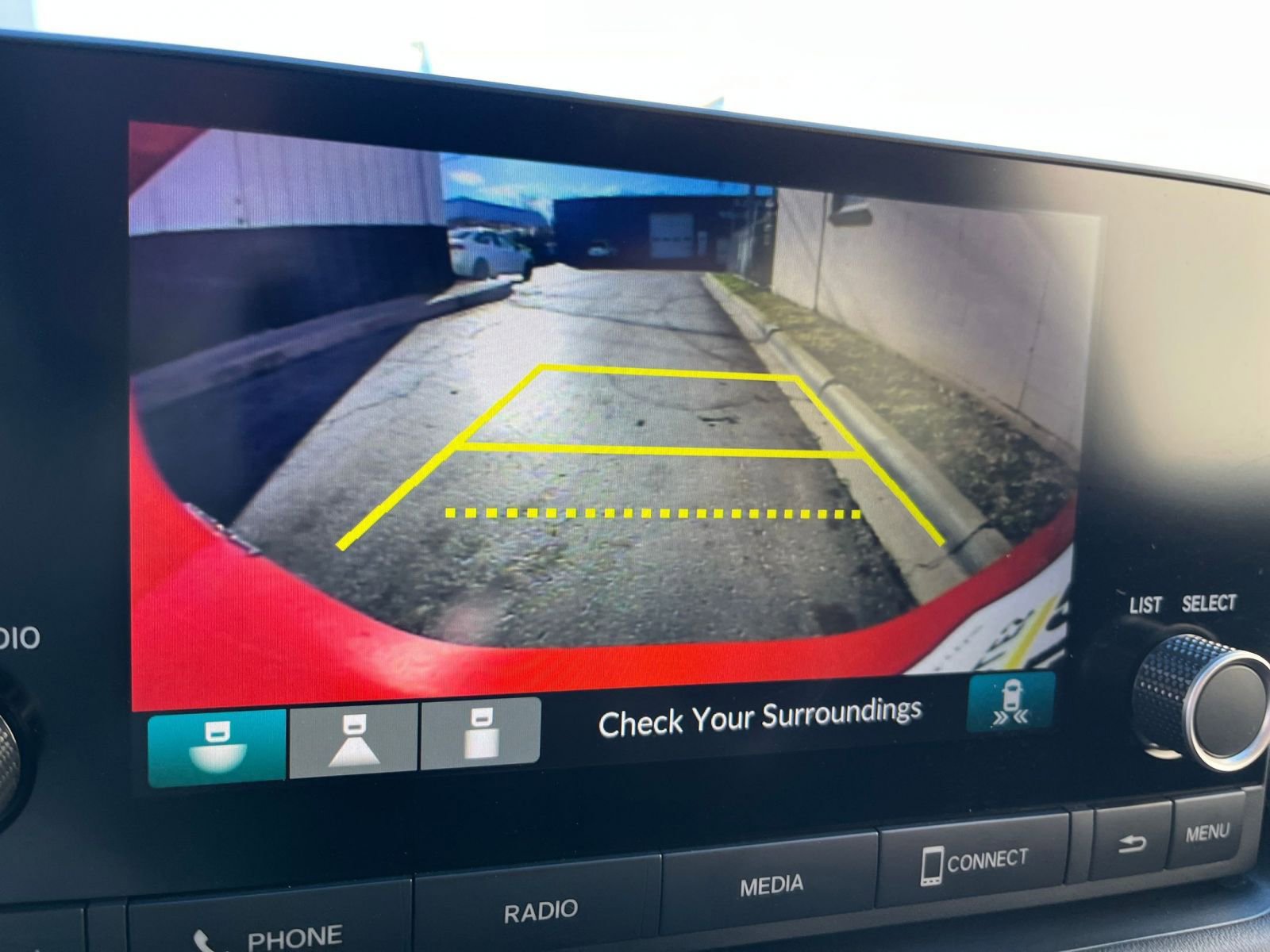 Thumbnail: 2025 Honda HR-V - 17