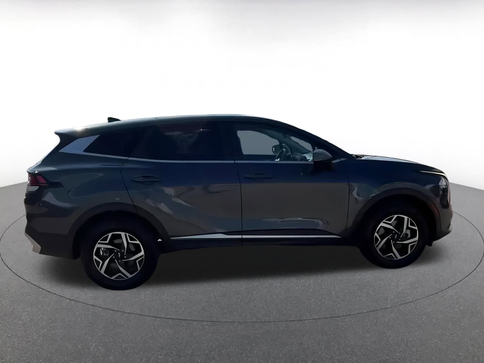 Thumbnail: 2023 Kia Sportage - 15