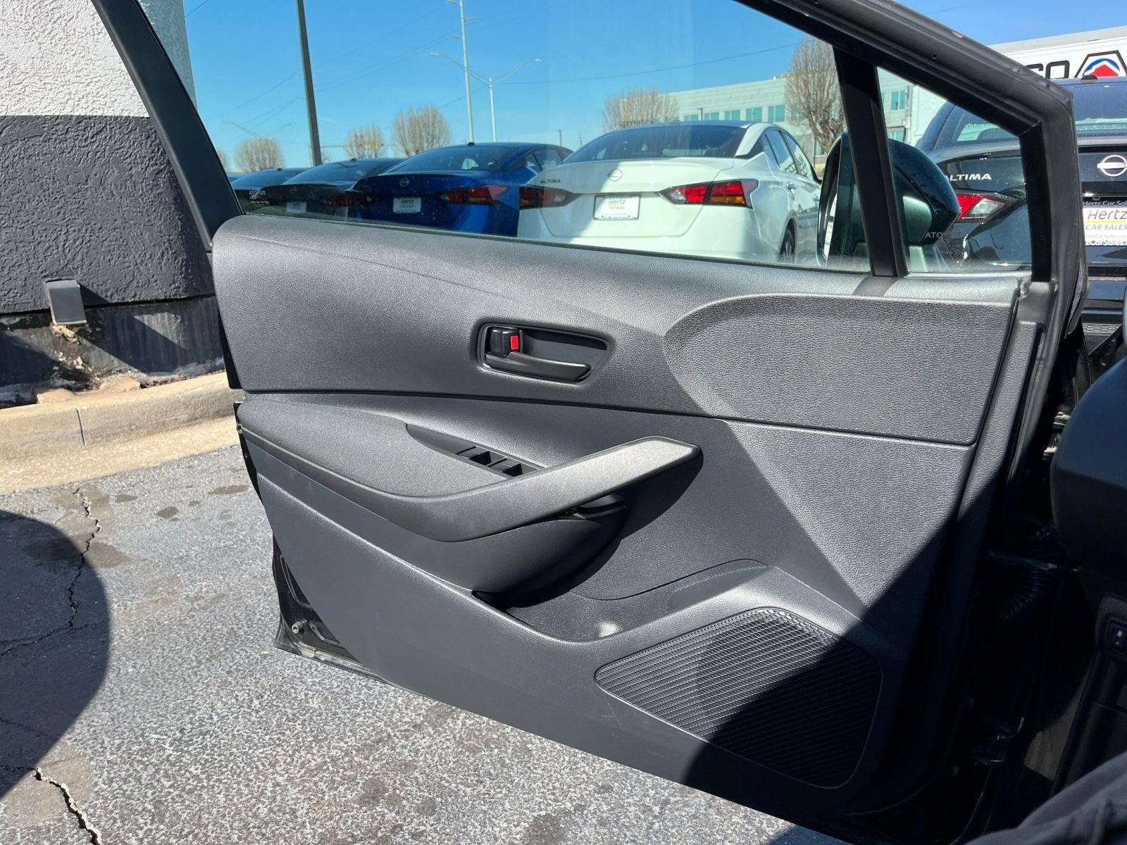 Thumbnail: 2025 Toyota Corolla - 18