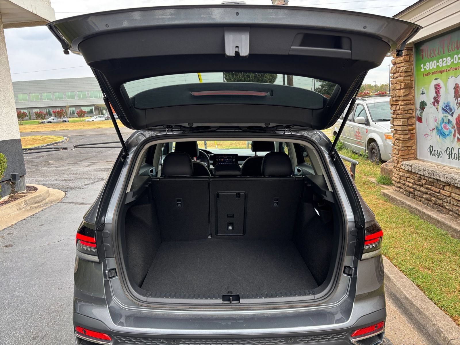 Thumbnail: 2026 Volkswagen Taos - 31