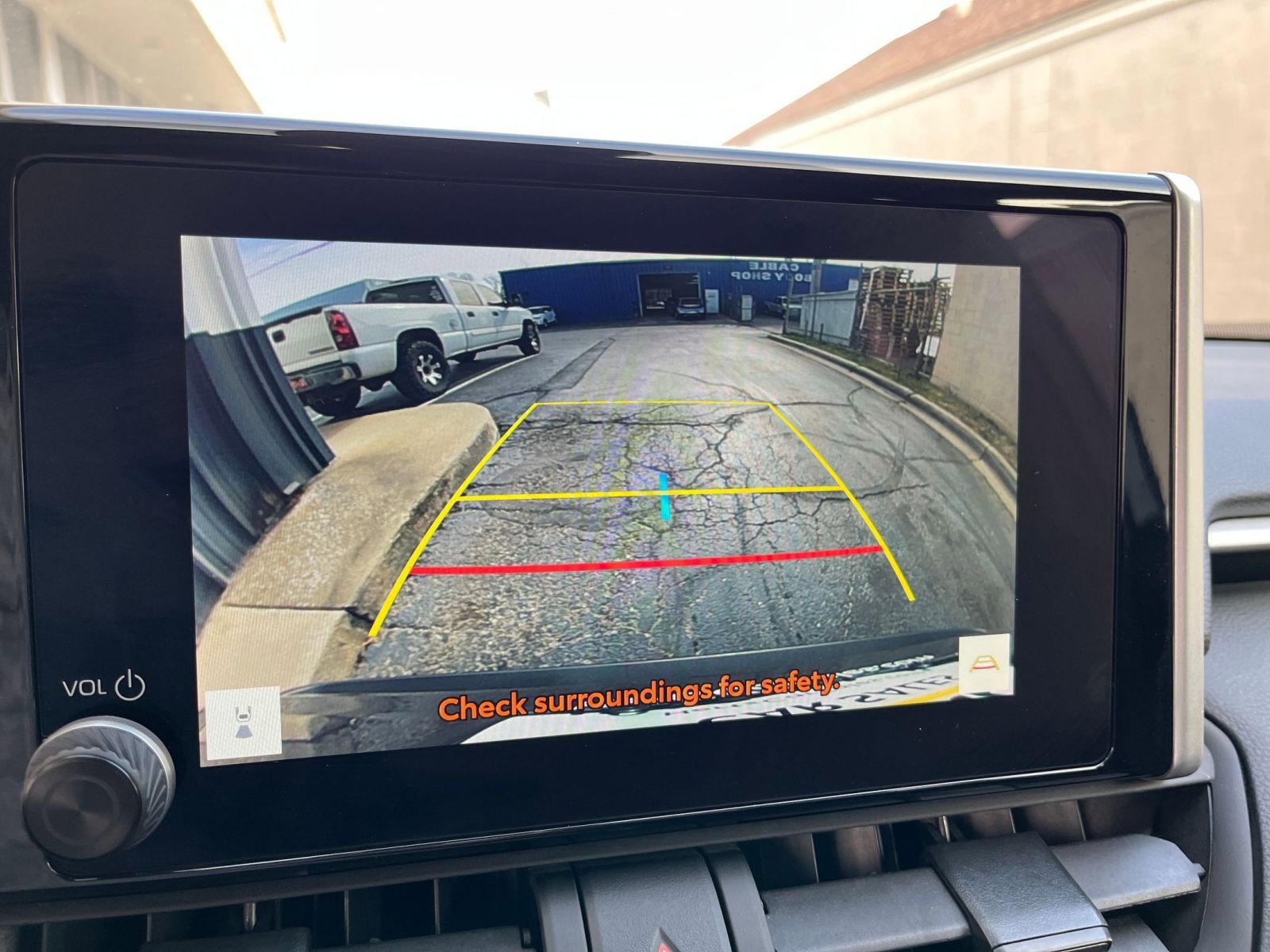 Thumbnail: 2025 Toyota RAV4 - 17