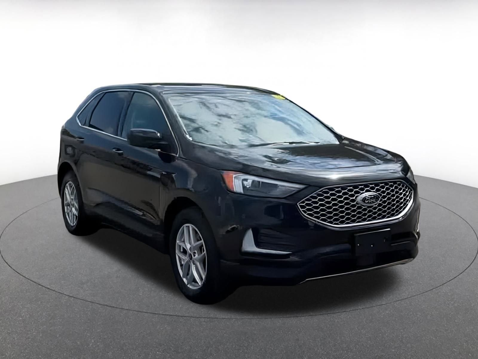 Thumbnail: 2024 Ford Edge - 3