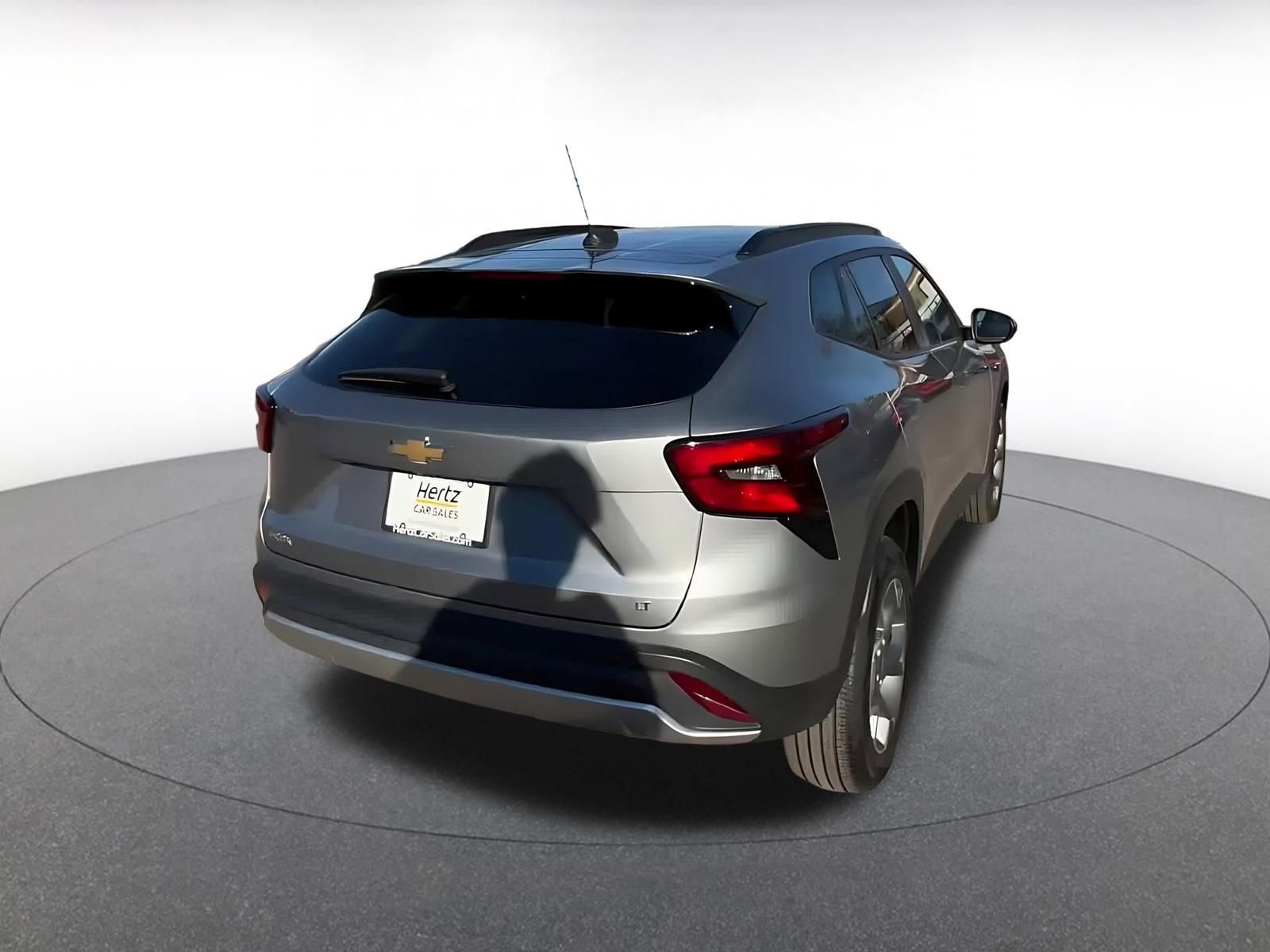 Thumbnail: 2025 Chevrolet Trax - 12