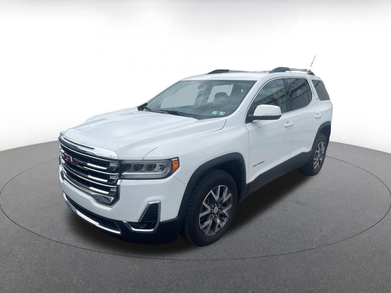 2023 GMC Acadia SLT 2