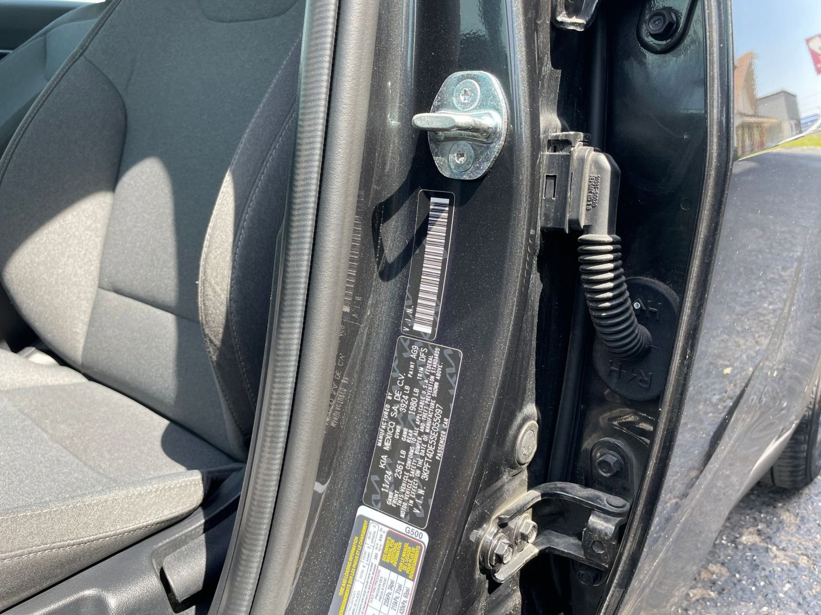 Thumbnail: 2025 Kia K4 - 28