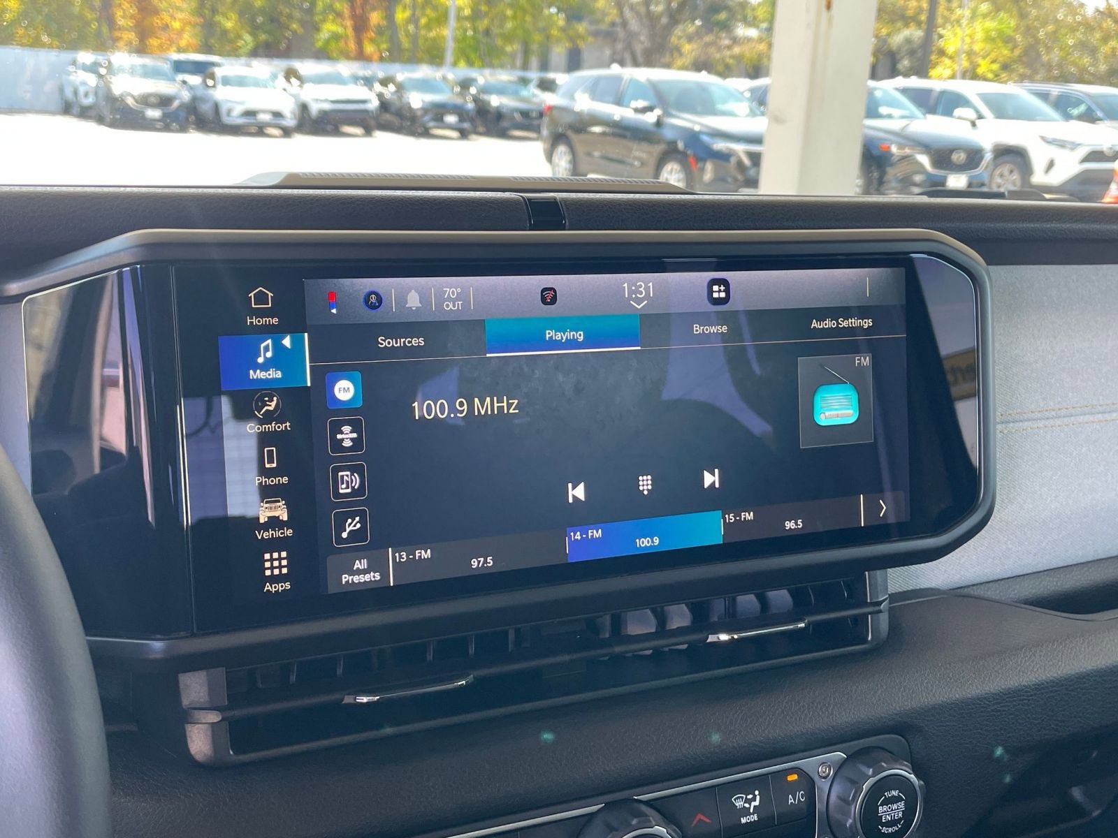 Thumbnail: 2025 Jeep Wrangler - 21