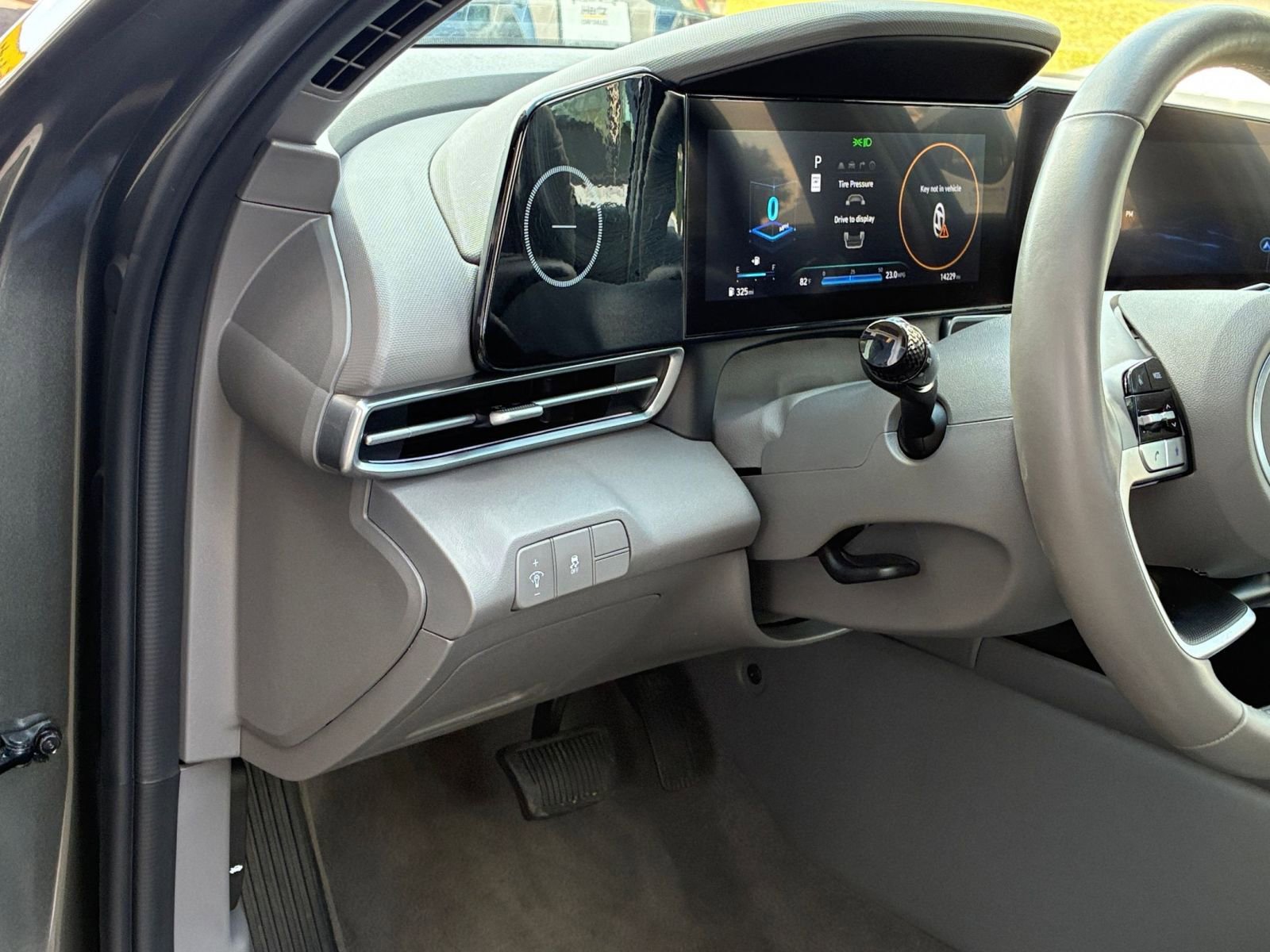 Thumbnail: 2025 Hyundai Elantra - 35