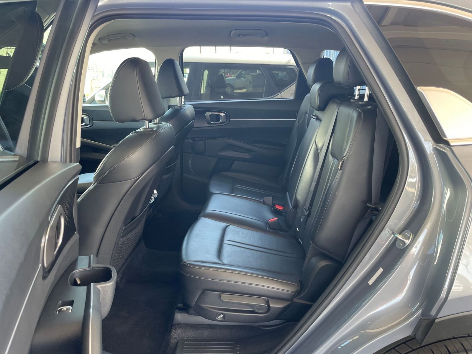 Thumbnail: 2024 Kia Sorento - 28