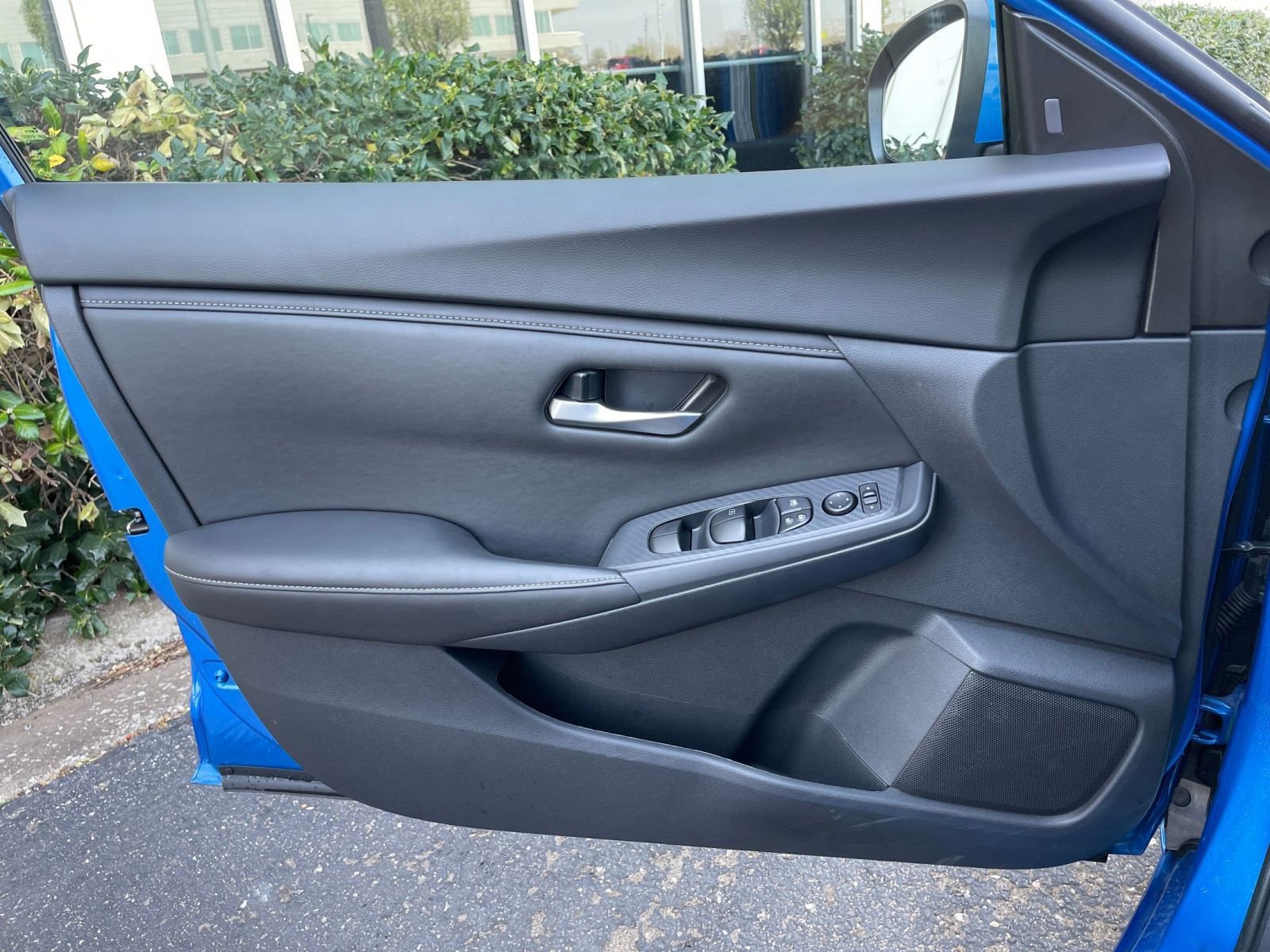 Thumbnail: 2025 Nissan Sentra - 18