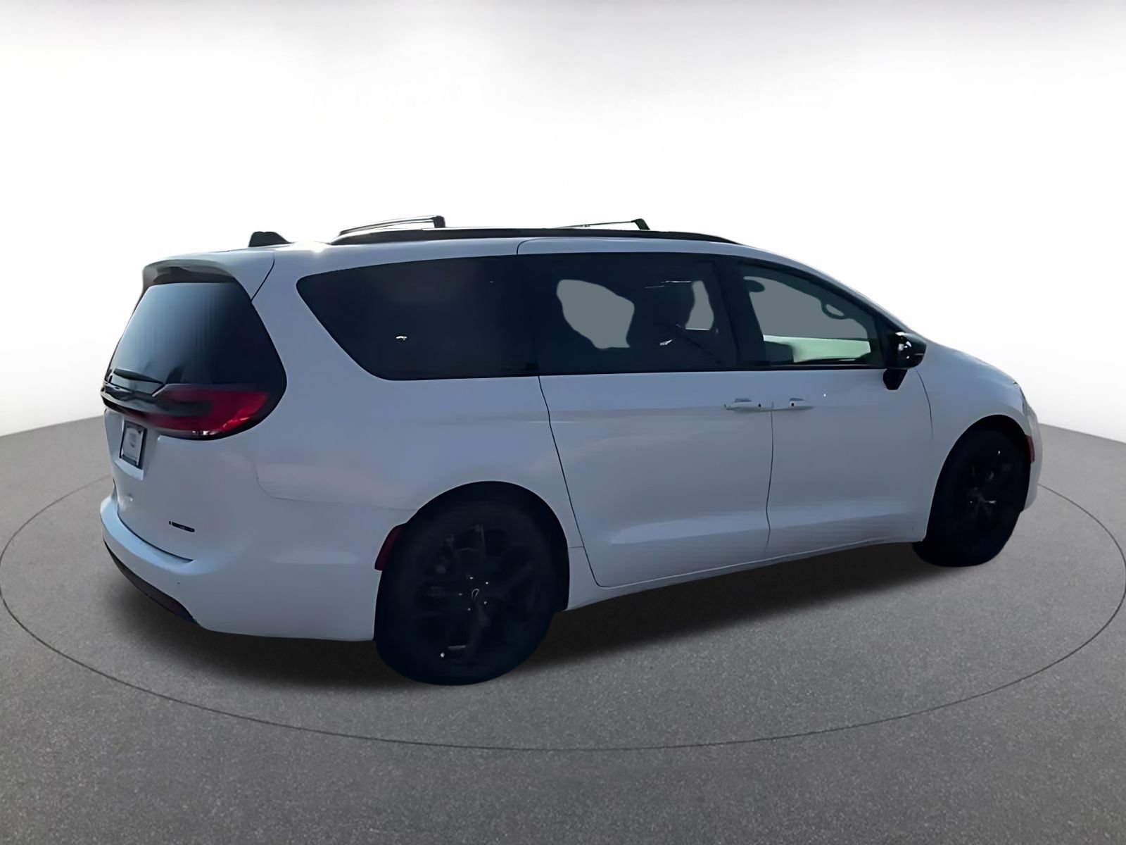 Thumbnail: 2025 Chrysler Pacifica - 13