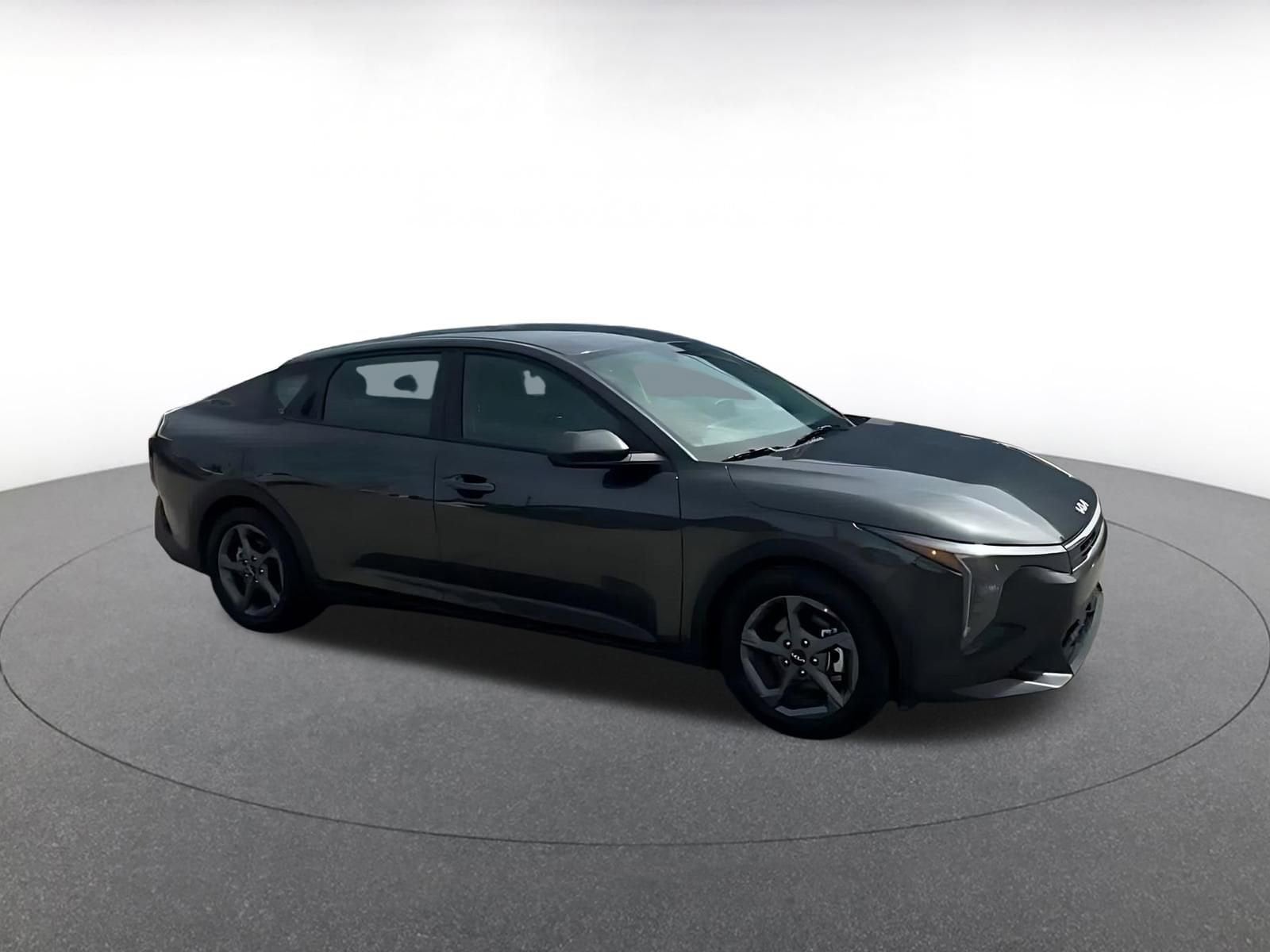 Thumbnail: 2025 Kia K4 - 2